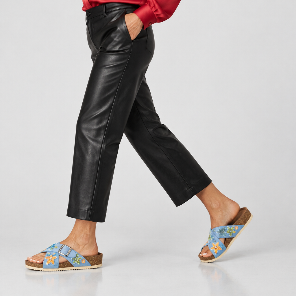 Azura EILISH SANDALS – on-foot lifestyle view