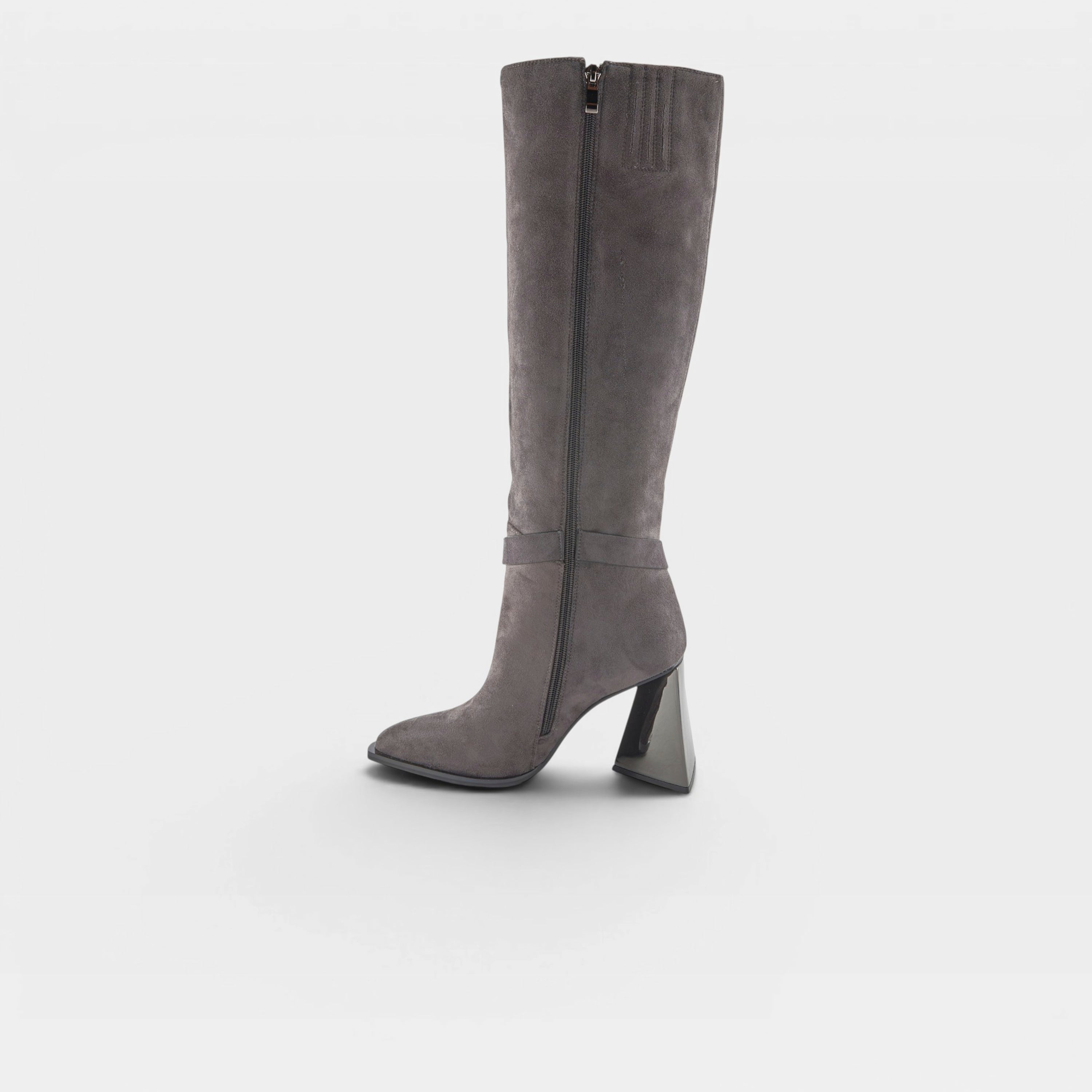 Azura Ettajay Grey Boot
