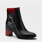 Azura Fabulosa Black Boot