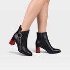 Azura Fabulosa Black Boot