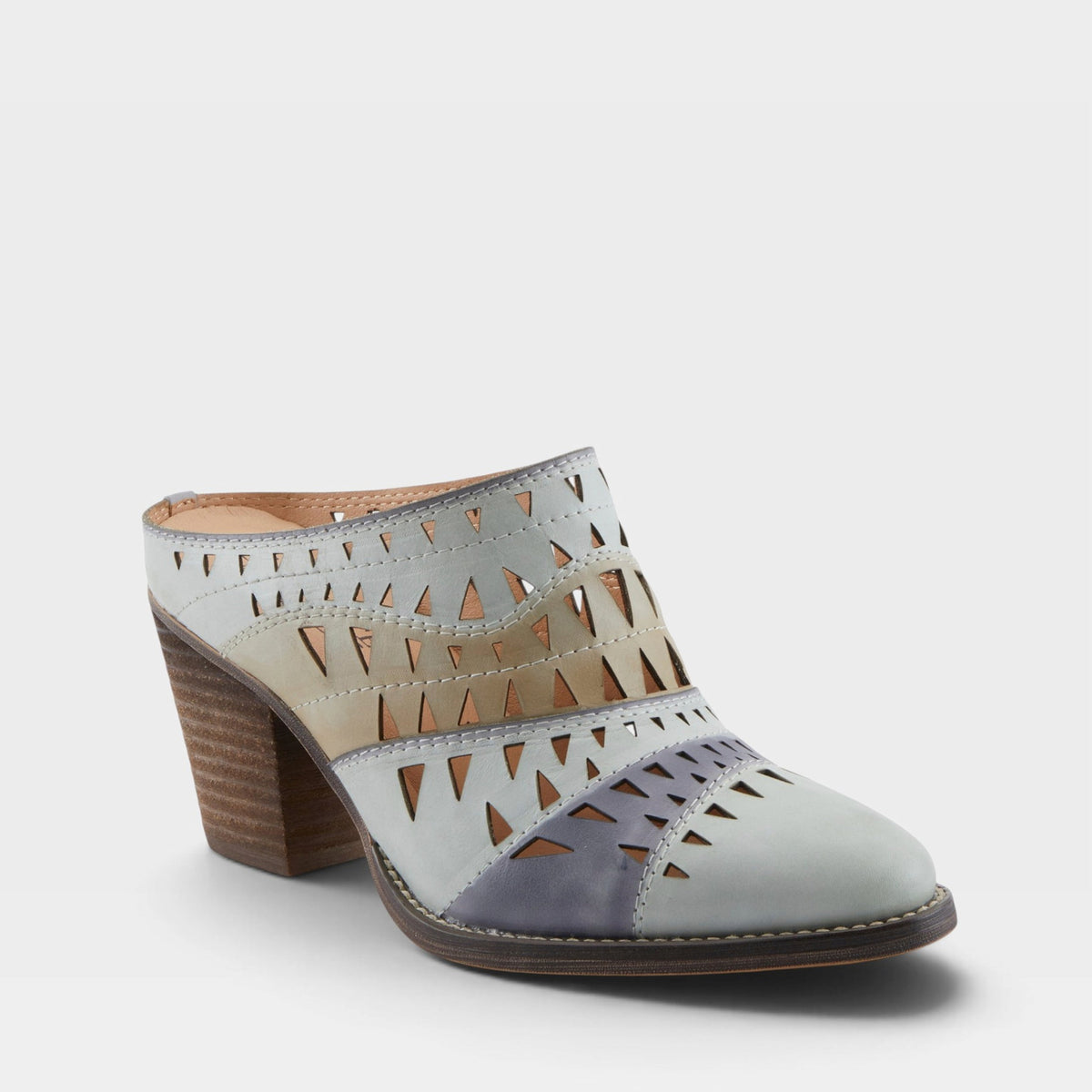 L'Artiste FANTASEE SHOES in WM, front view
