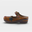 L'Artiste Flochino clogs in Tan Multi, side view