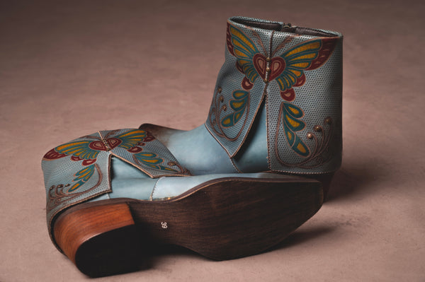 Luxury L'Artiste Icon-Met Heel Shooties - Spring Step Shoes