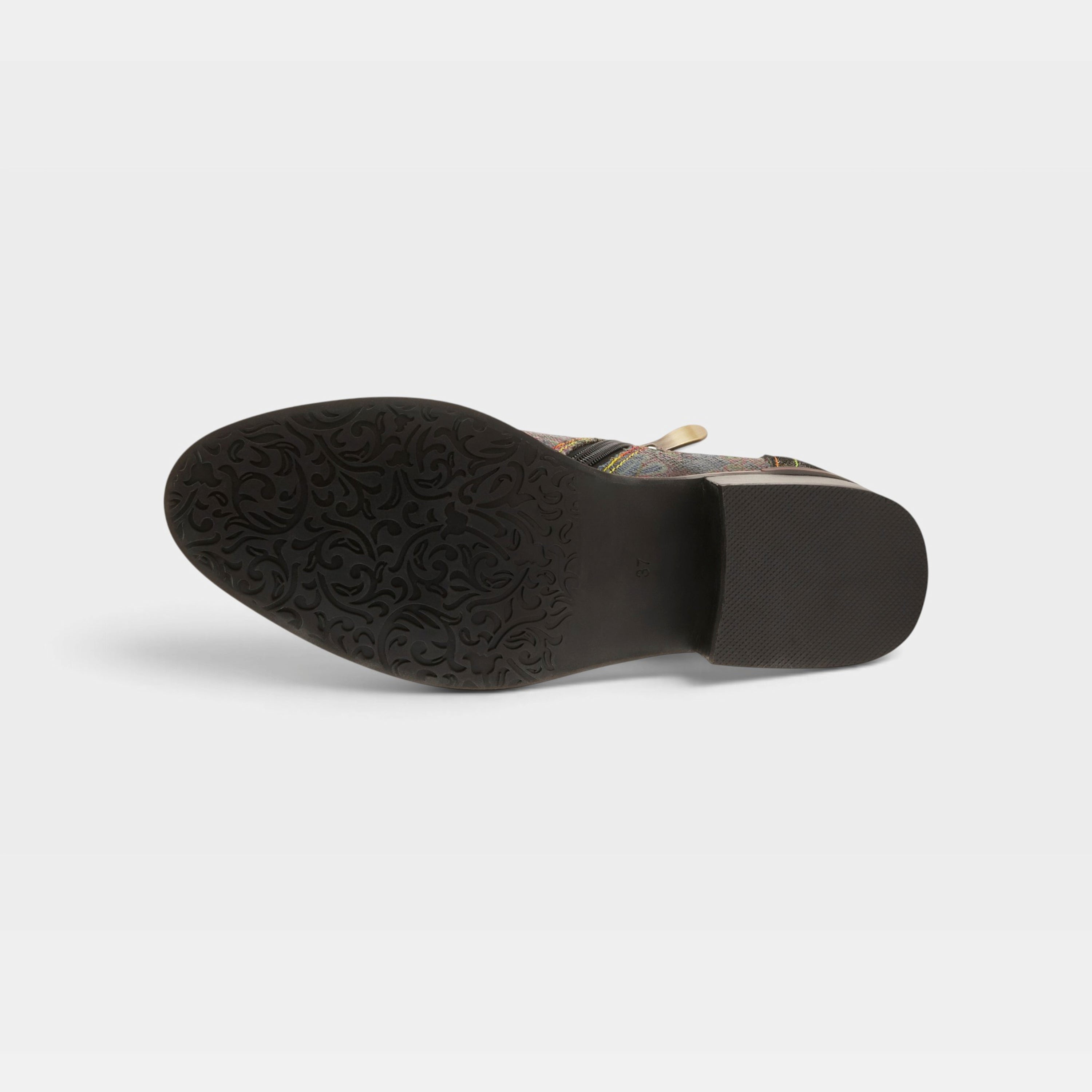 L'Artiste Georgiana-Scope boots in Olive Multi, outsole view