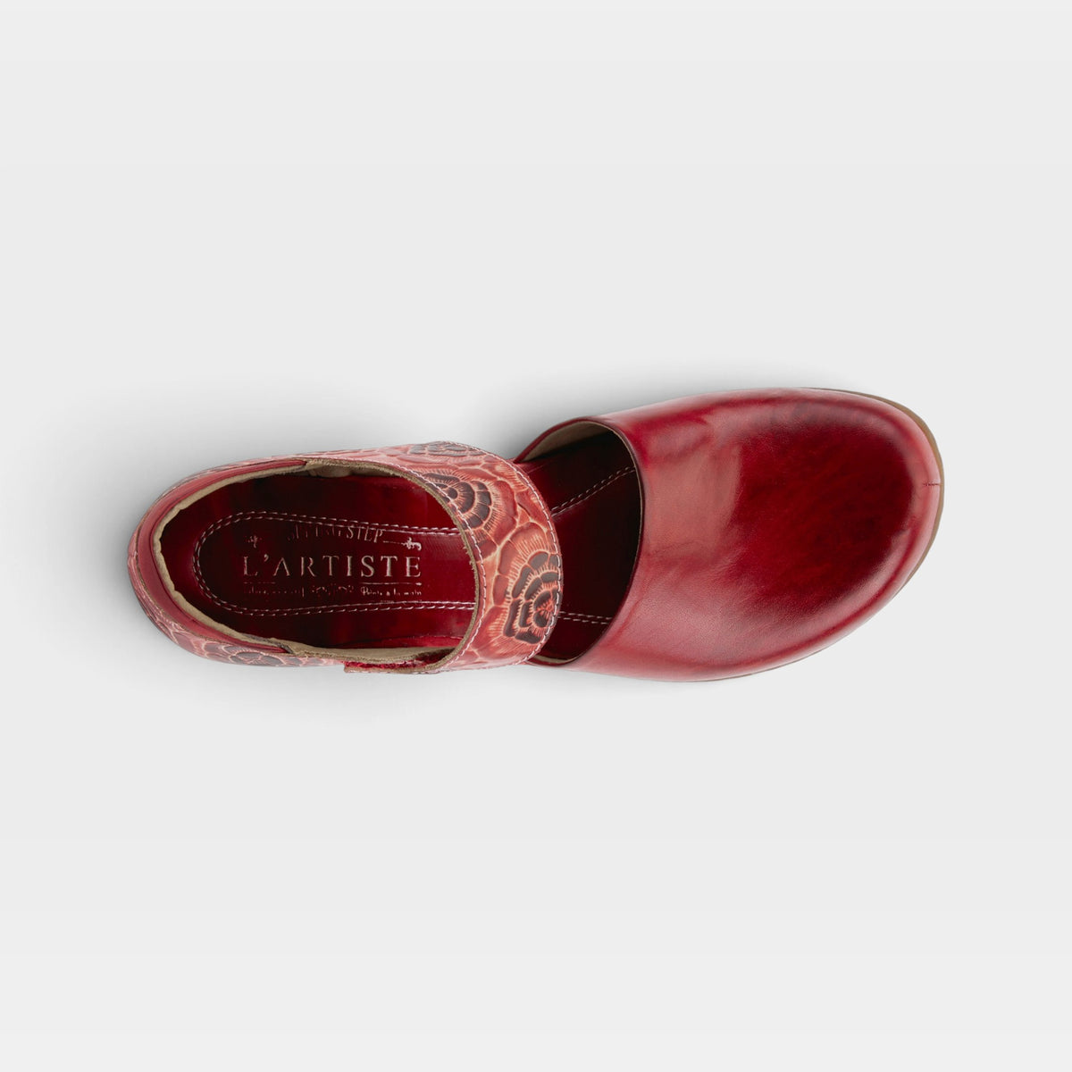 L'Artiste Gloss-Pansy shoes in Red, top view