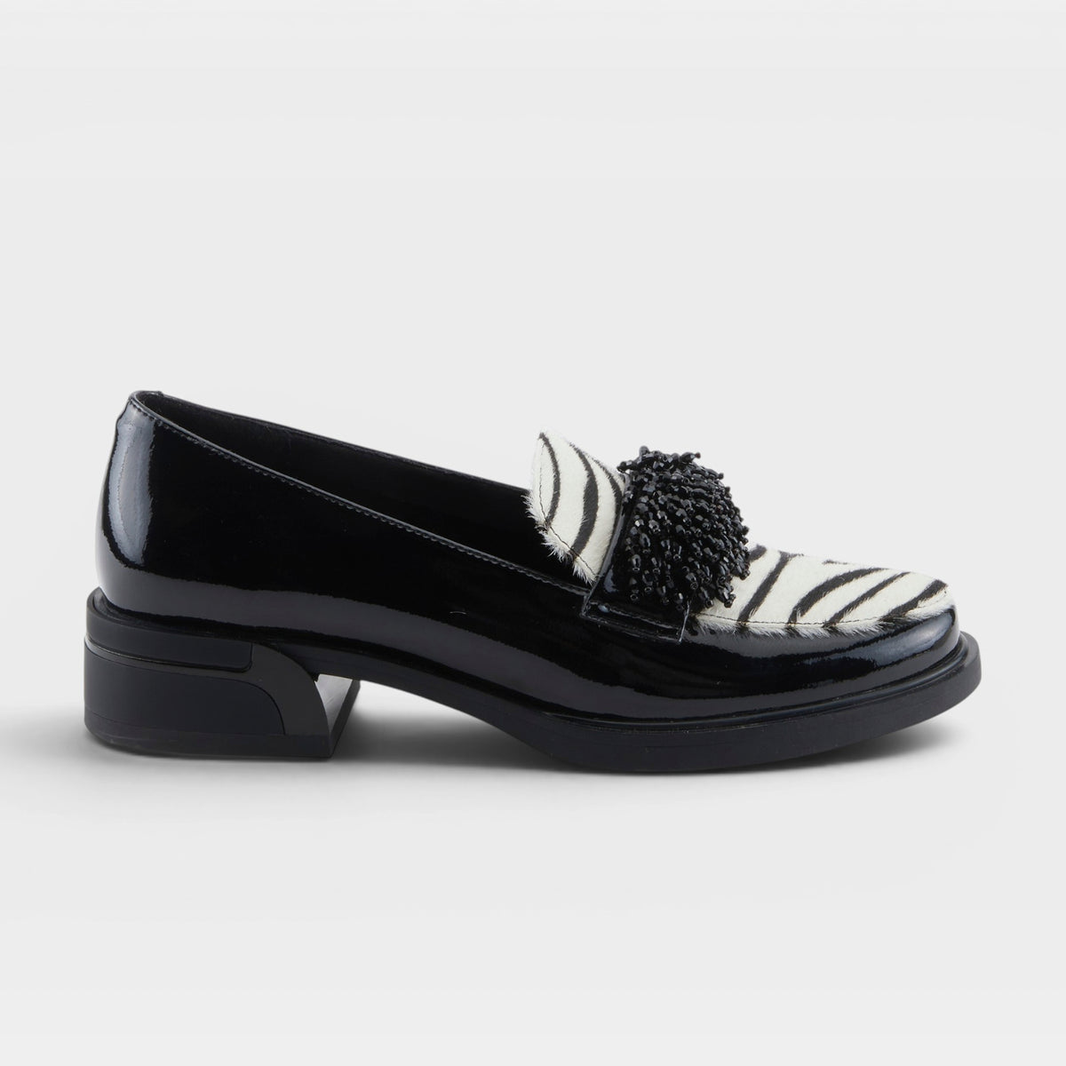 Azura Gogetter-Zeb Black Patent Multi Shoe