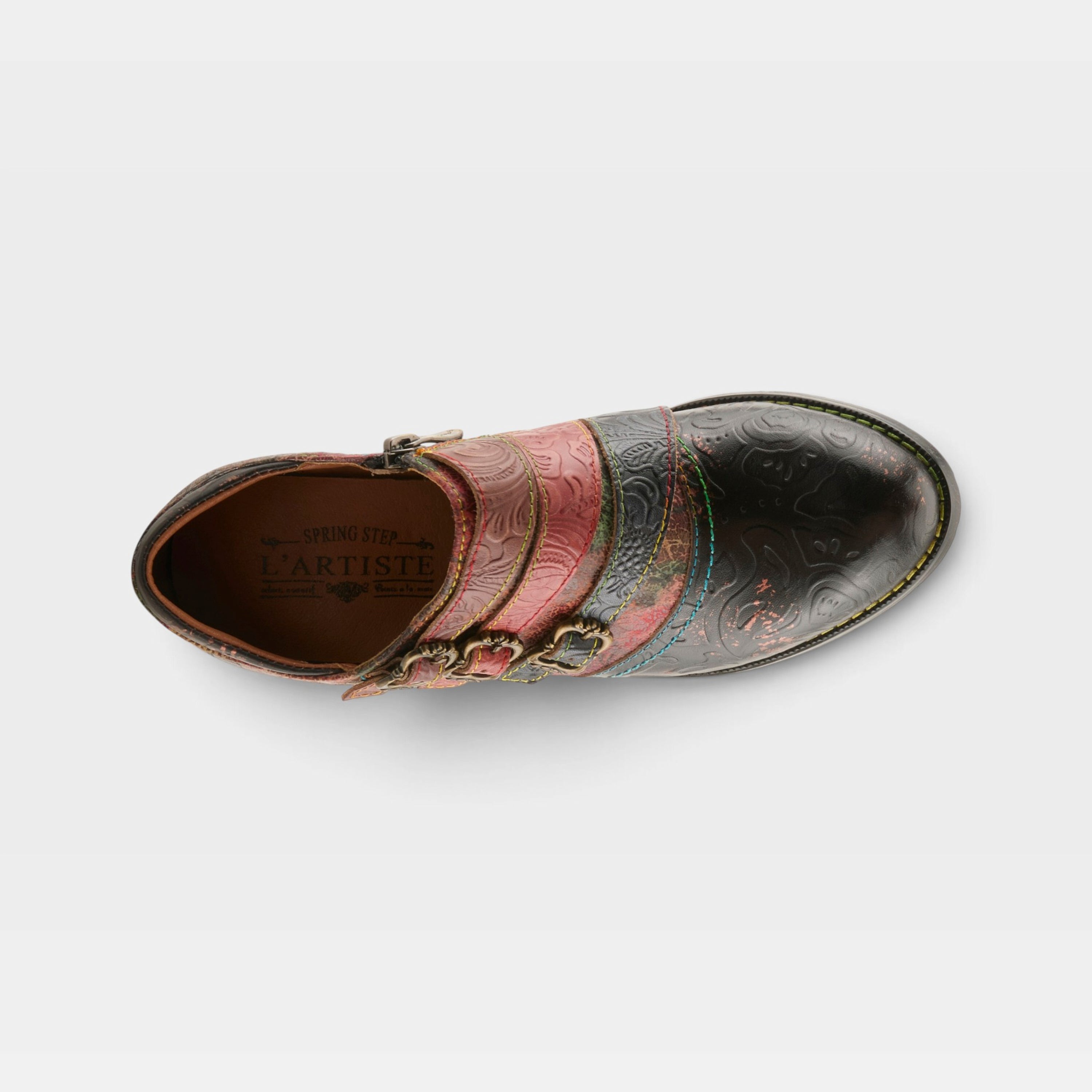 L'Artiste Graphic shoes in Black Multi, top view