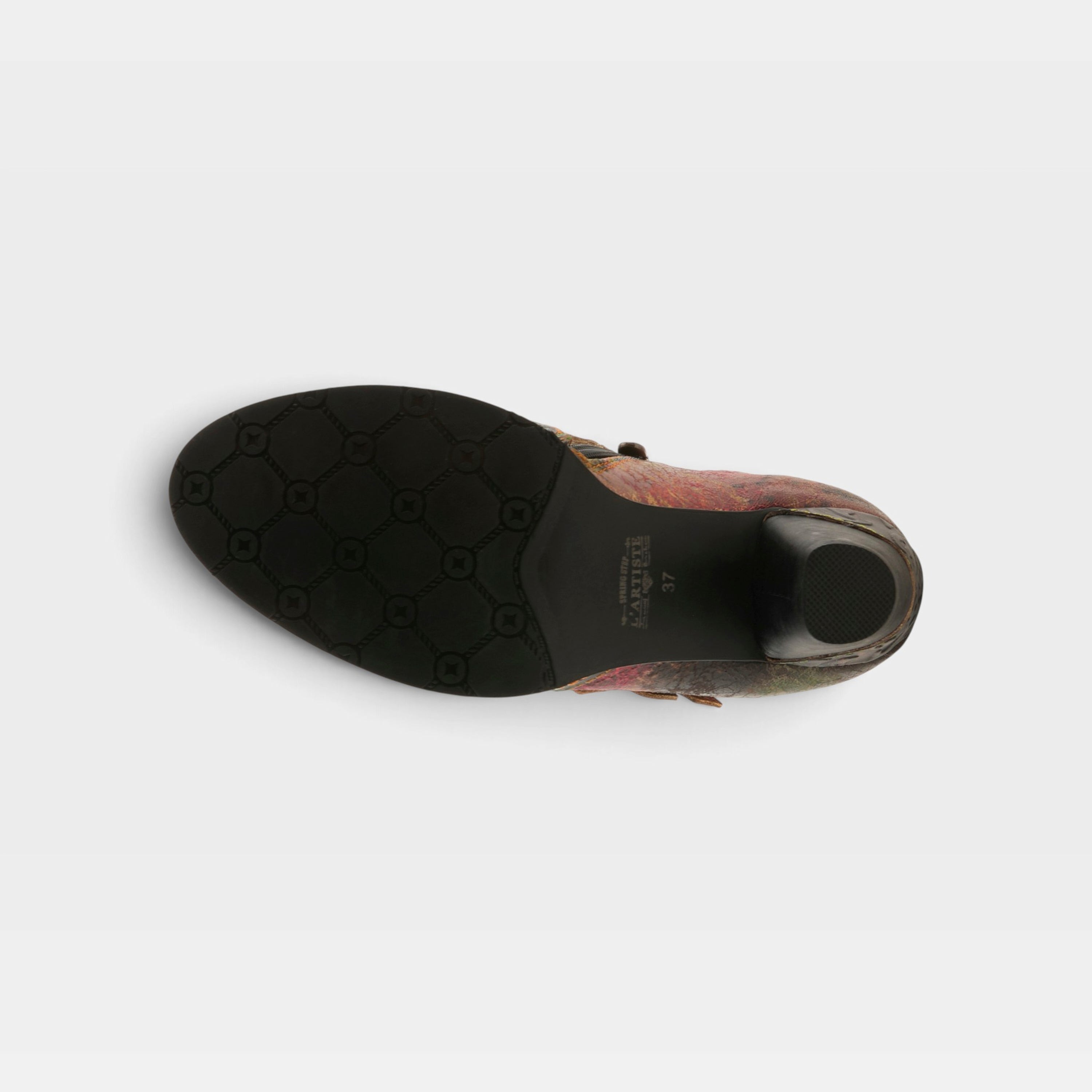 L'Artiste Graphic shoes in Black Multi, outsole view