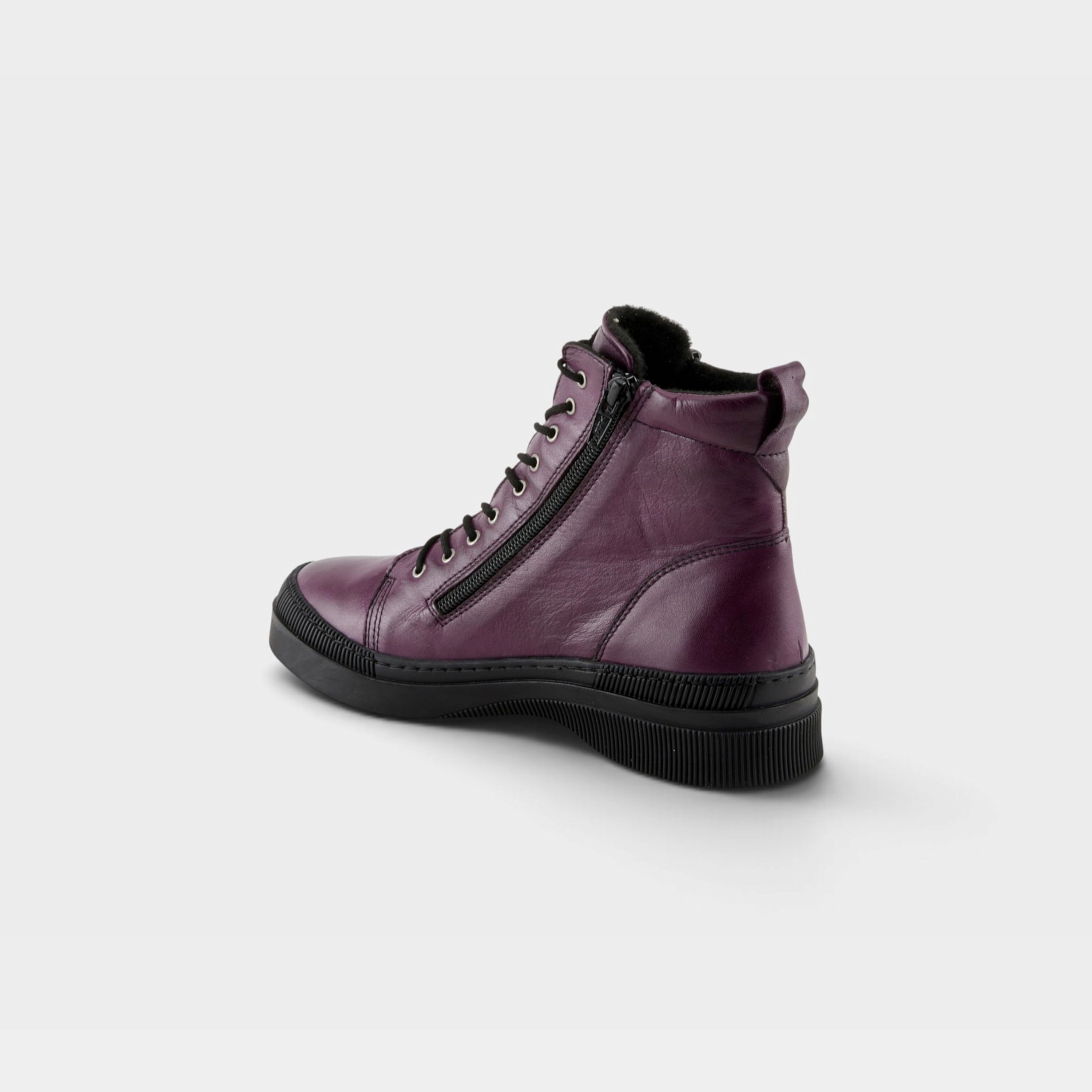 Spring Step Hoylein Purple Boot