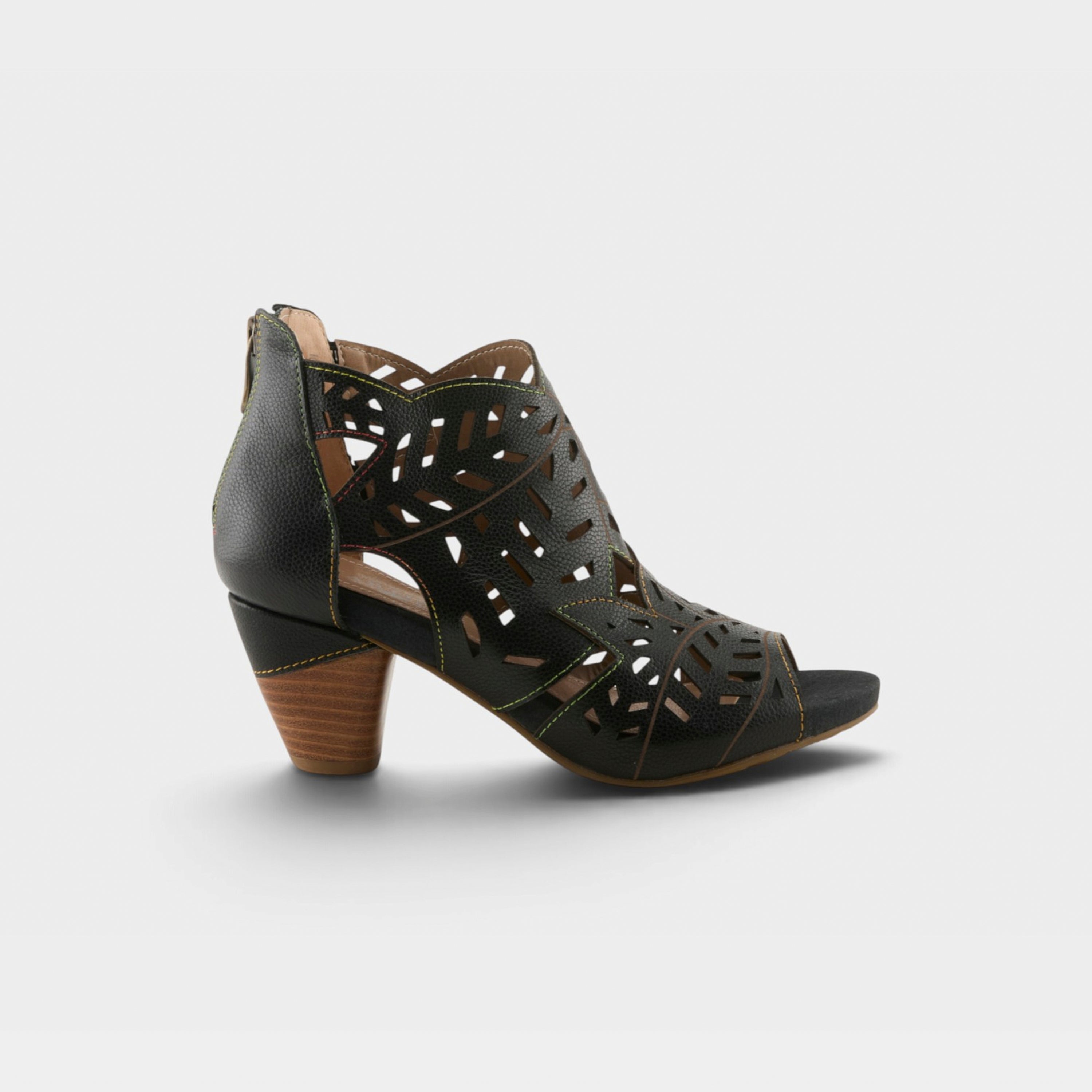 L'Artiste Icon sandal in Black, hero view