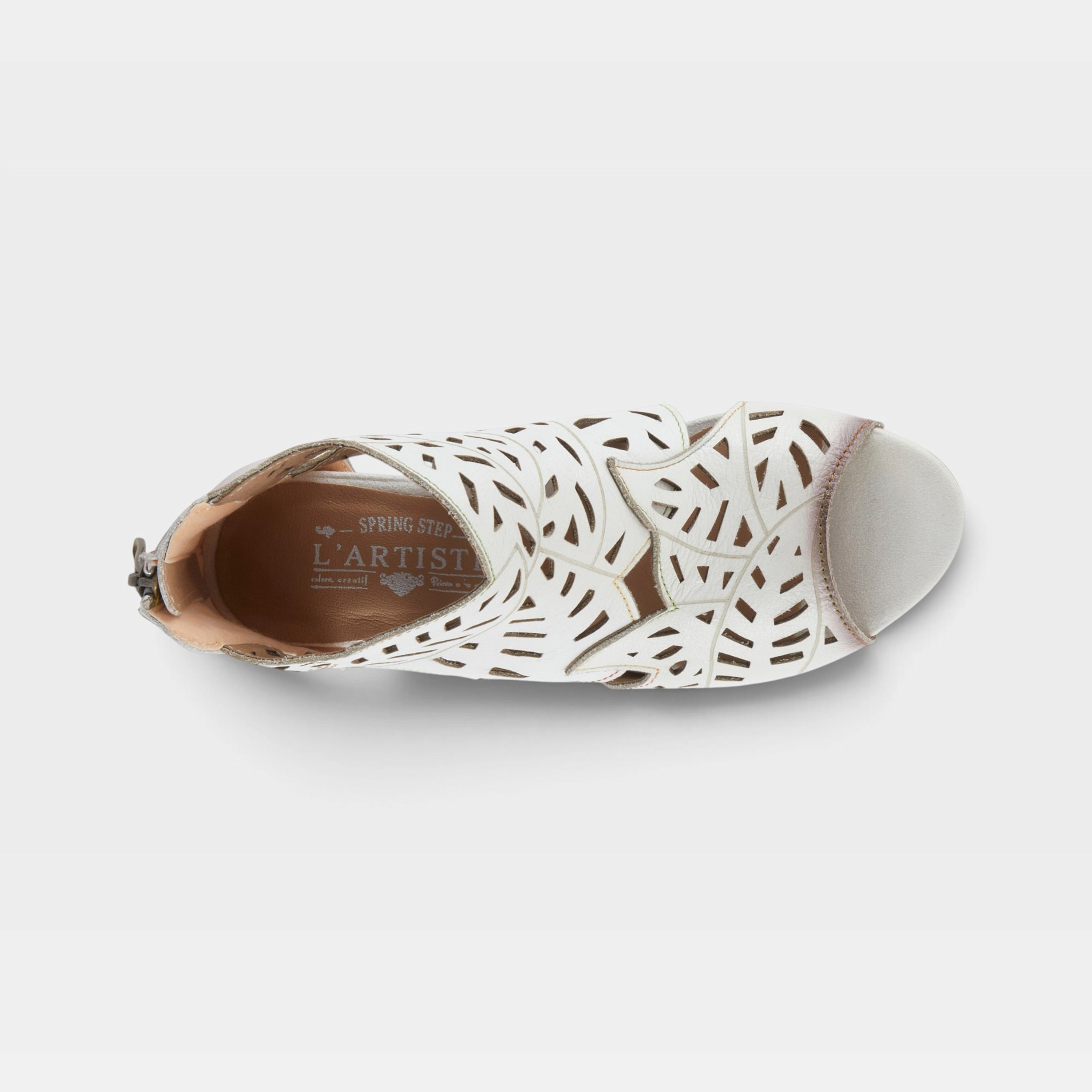 L'Artiste Icon sandal in Off White, top view