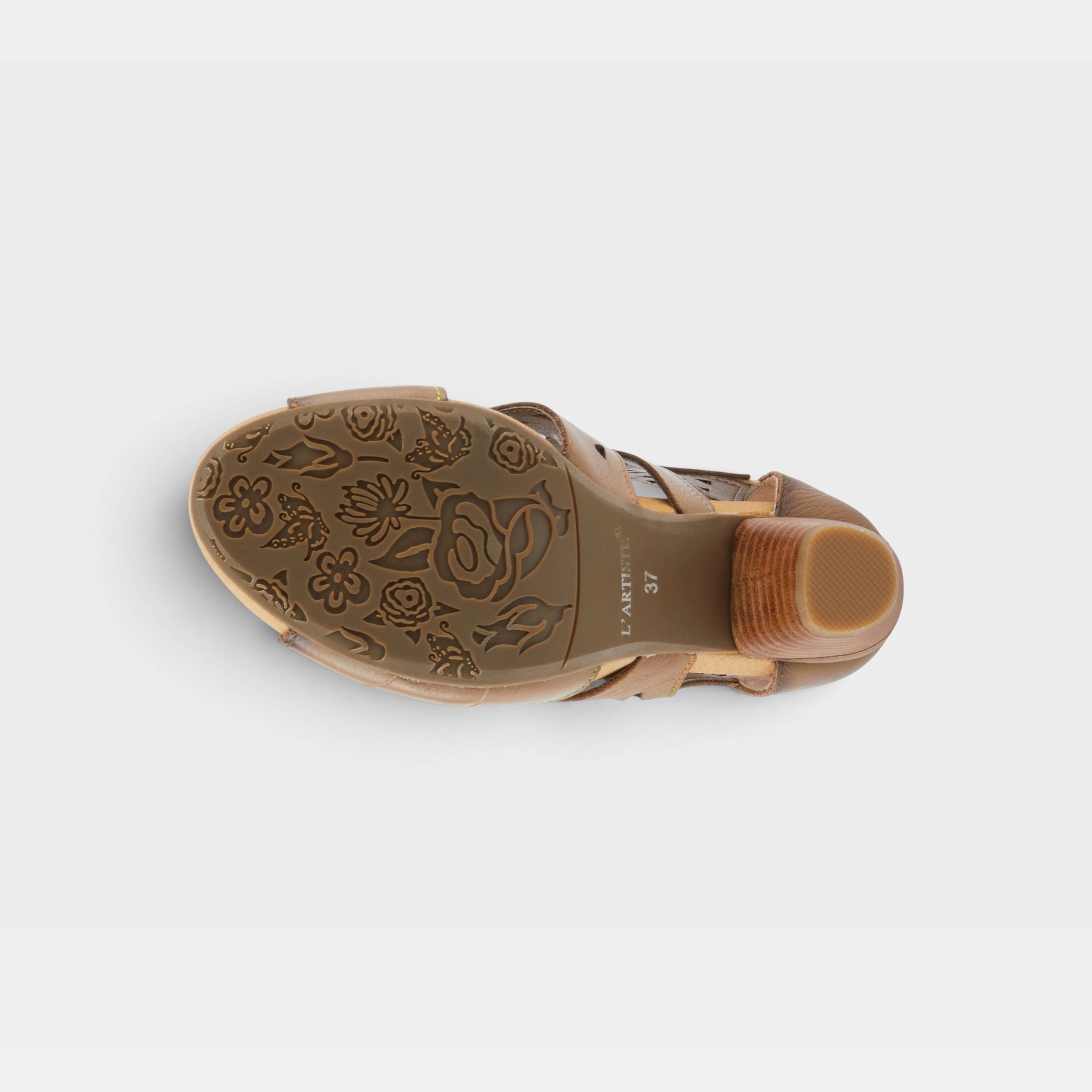 L'Artiste Icon sandal in Tan, outsole view
