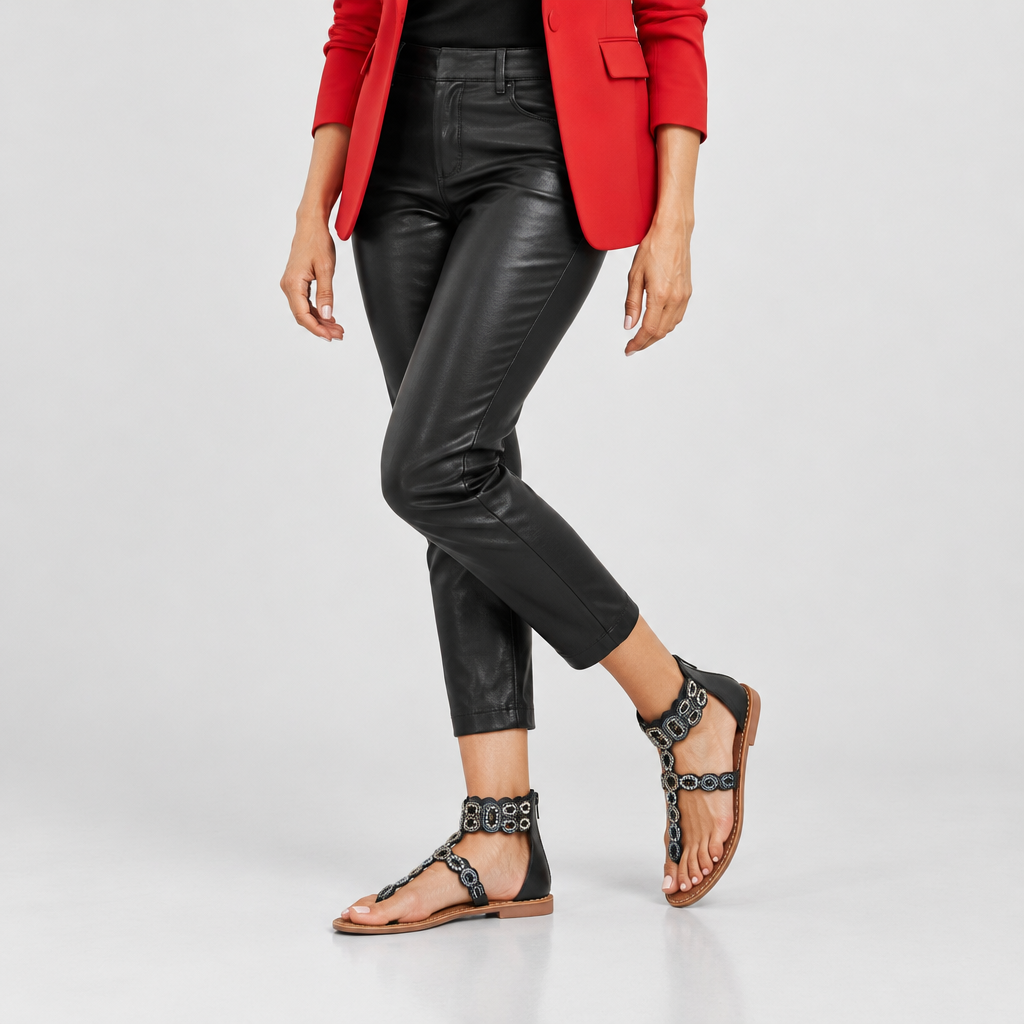 Azura INERTIA SANDALS – on-foot lifestyle view