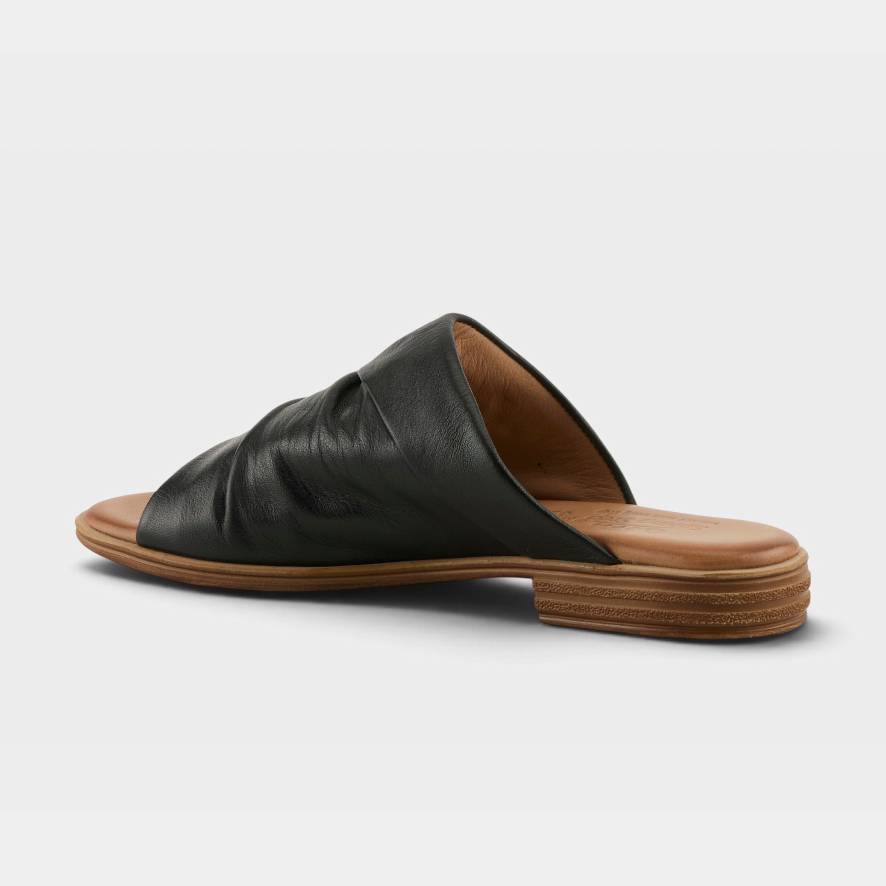 Spring Step Jaleel Black Sandal