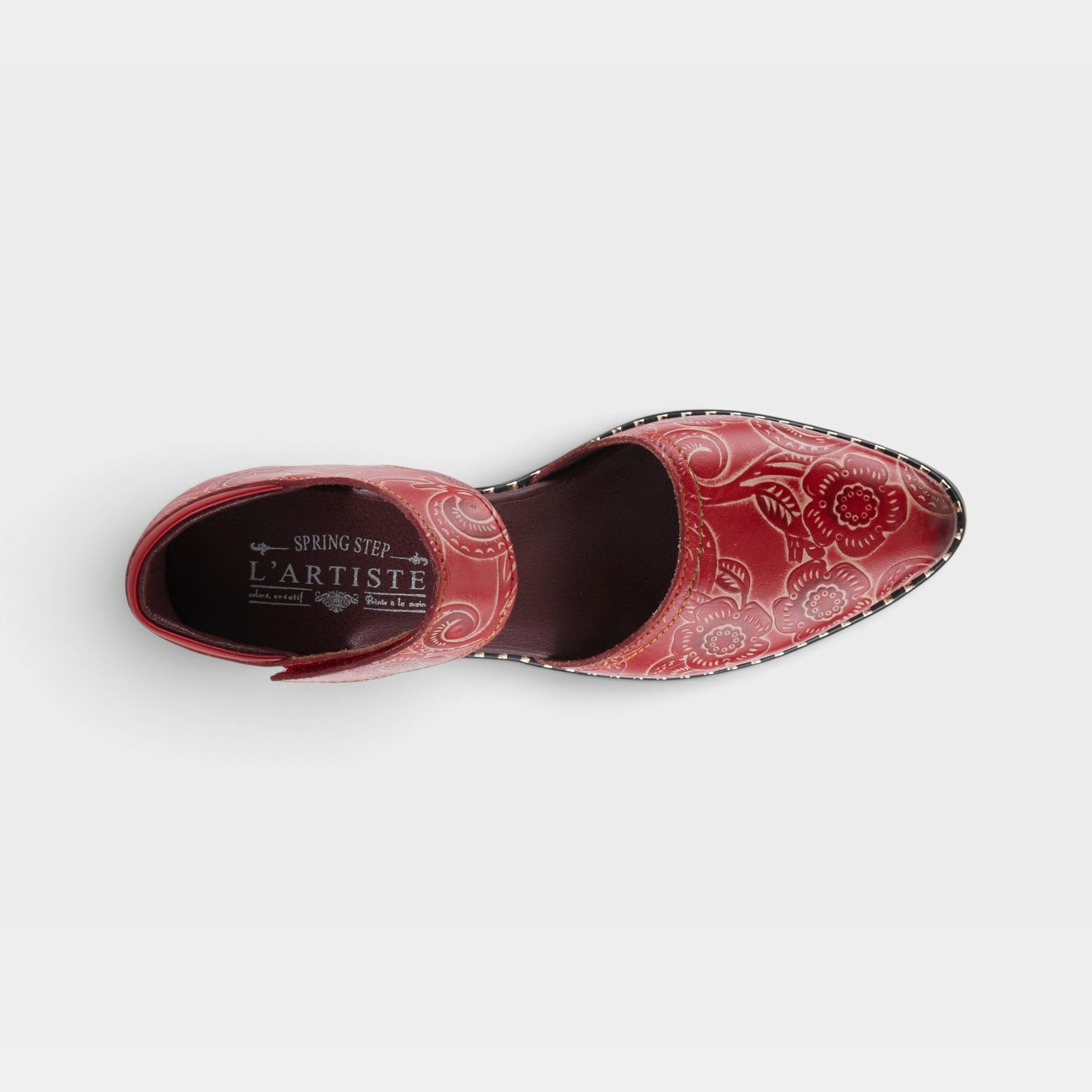L'Artiste Jazzberry shoes in Red Multi, top view