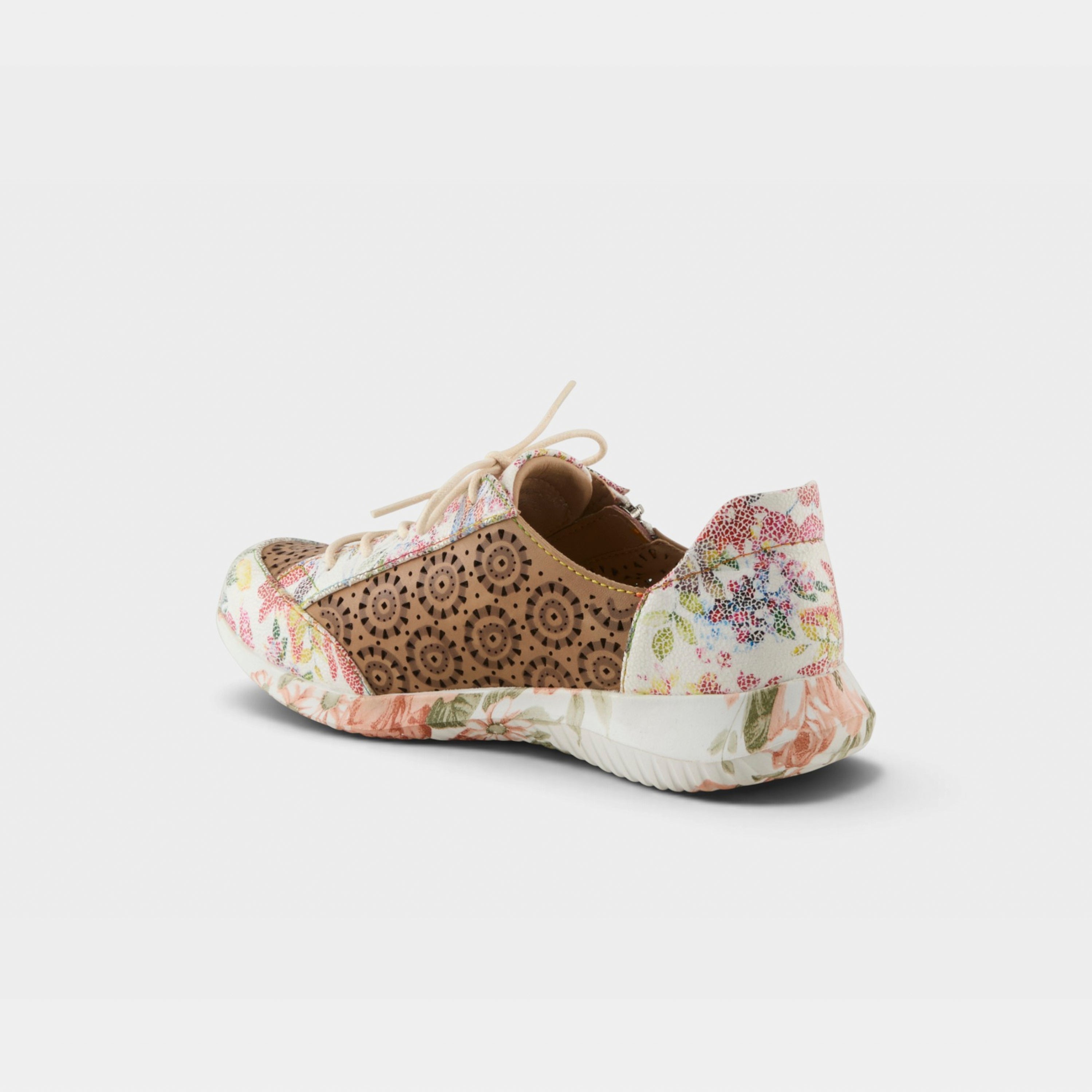 L'Artiste Jazzie sneaker in Beige Multi, alternate angle view