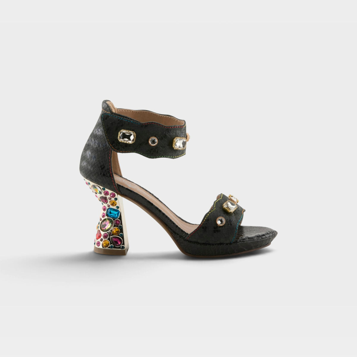 L'Artiste Jewell closed back sandals in Black, hero view