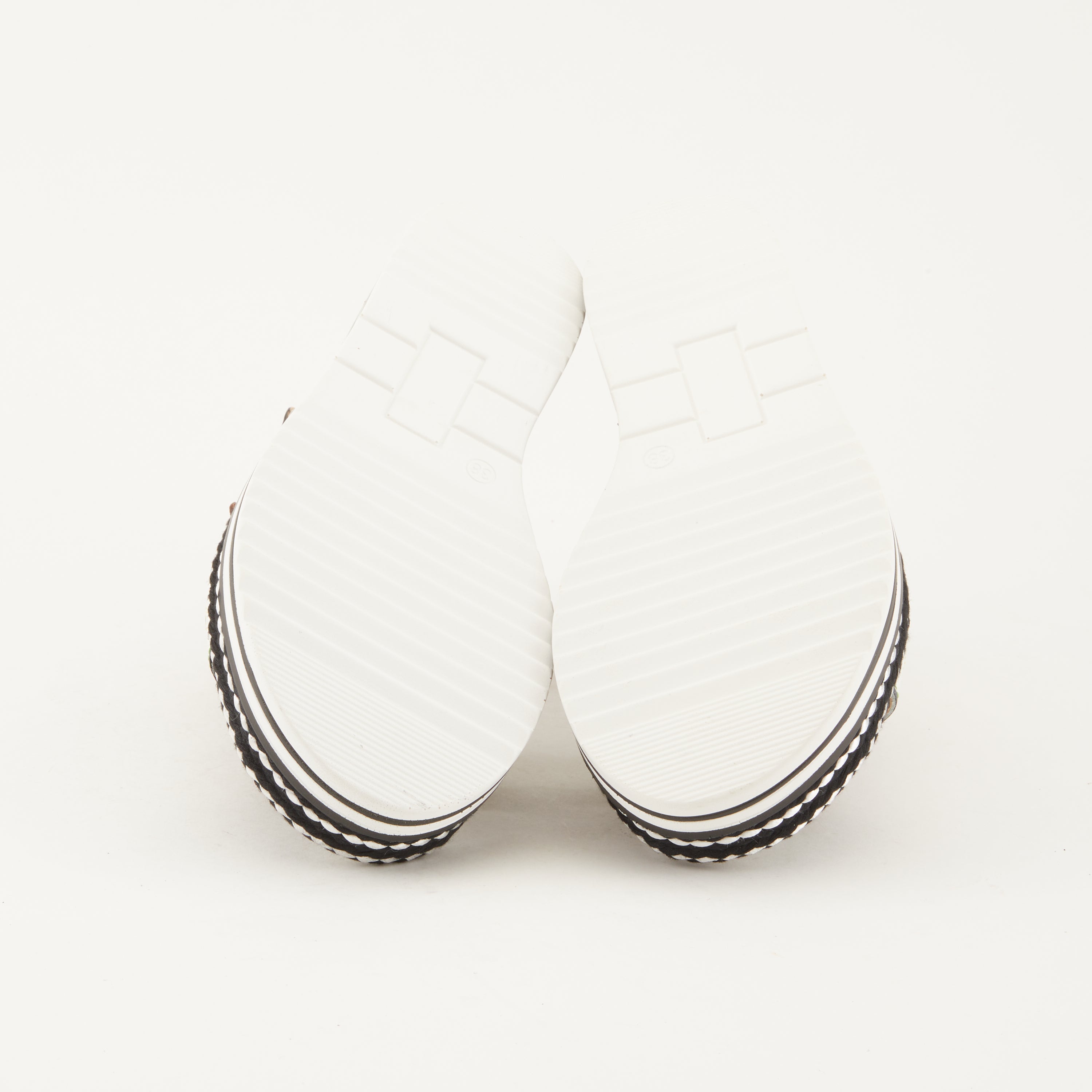 L'artiste Laga Slingback Sandal | Ark Support Heel | Spring