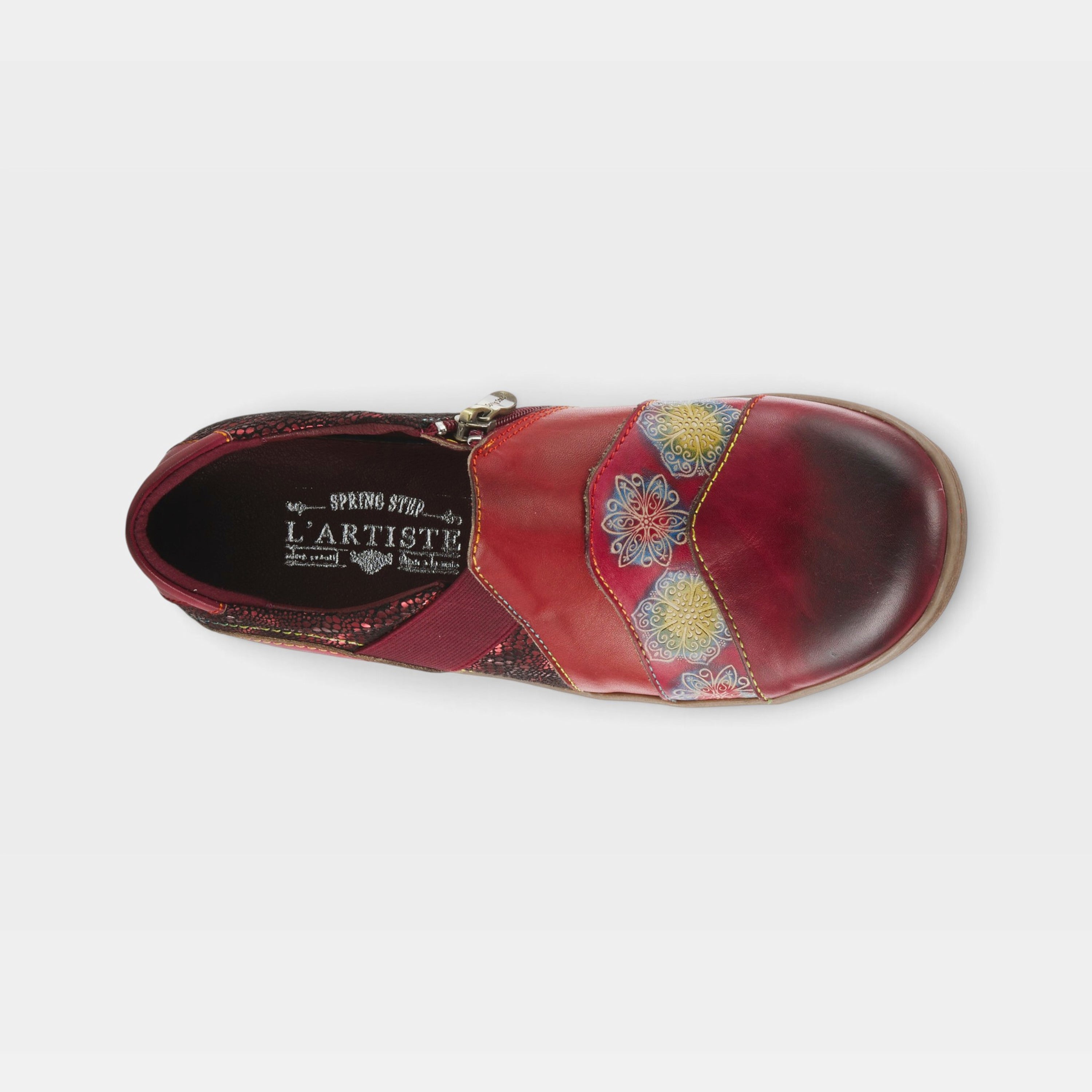 L'Artiste Lata slip-on shoe in Cabernet Multi, top view