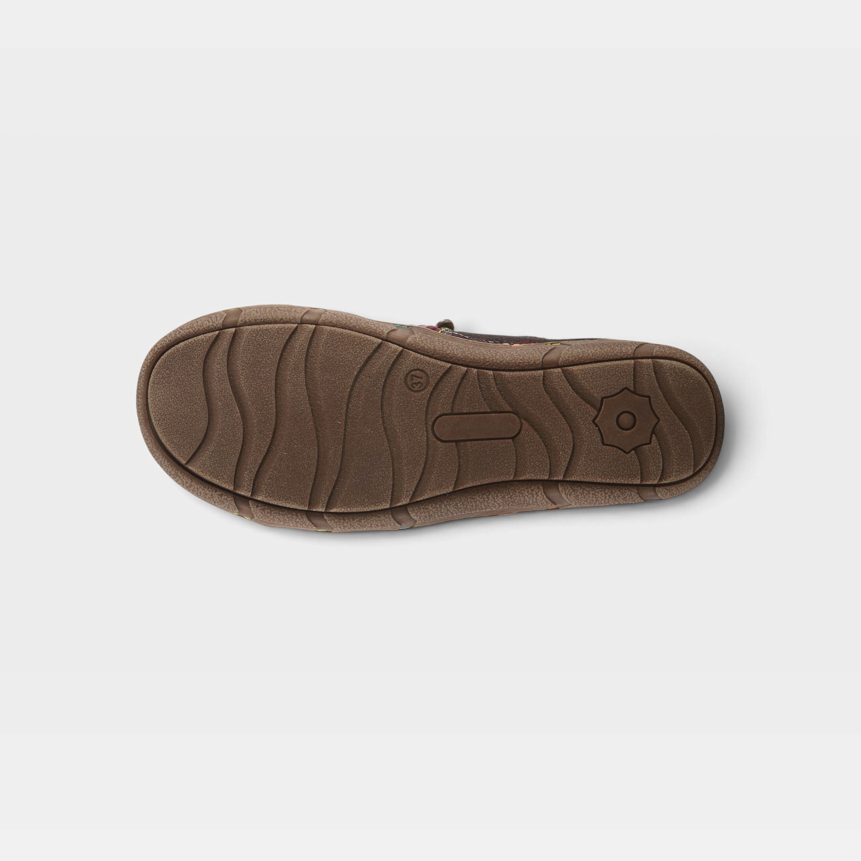 L'Artiste Lata slip-on shoe in Cabernet Multi, outsole view