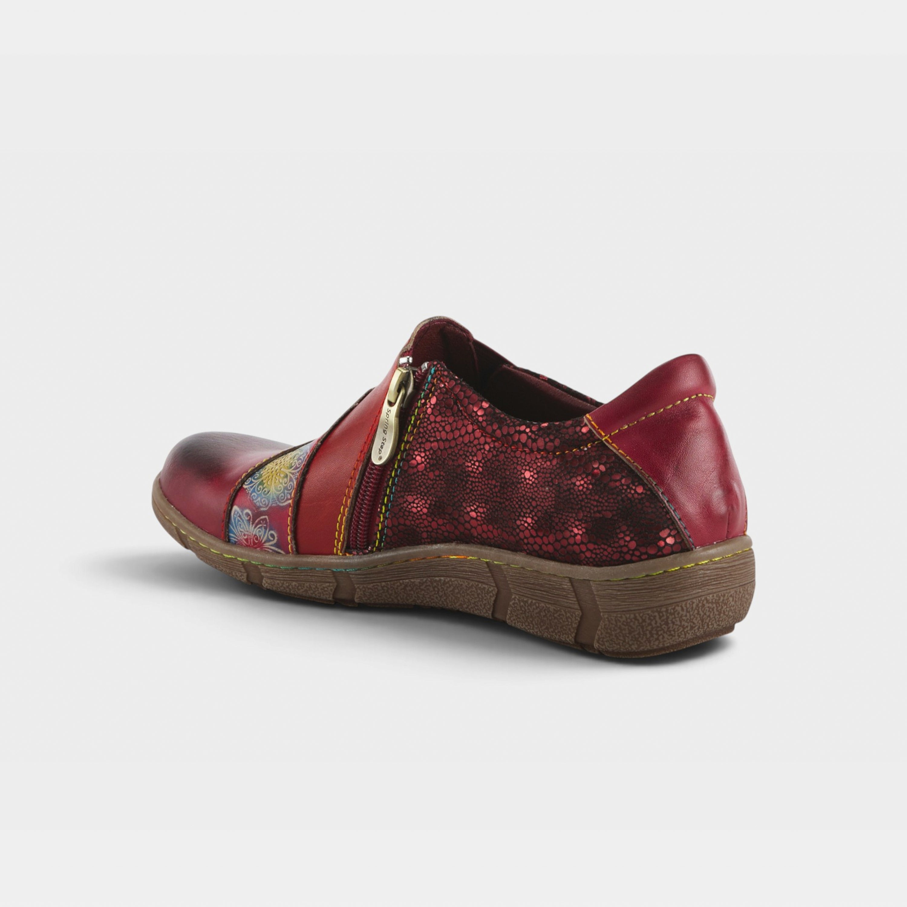 L'Artiste Lata slip-on shoe in Cabernet Multi, alternate angle view