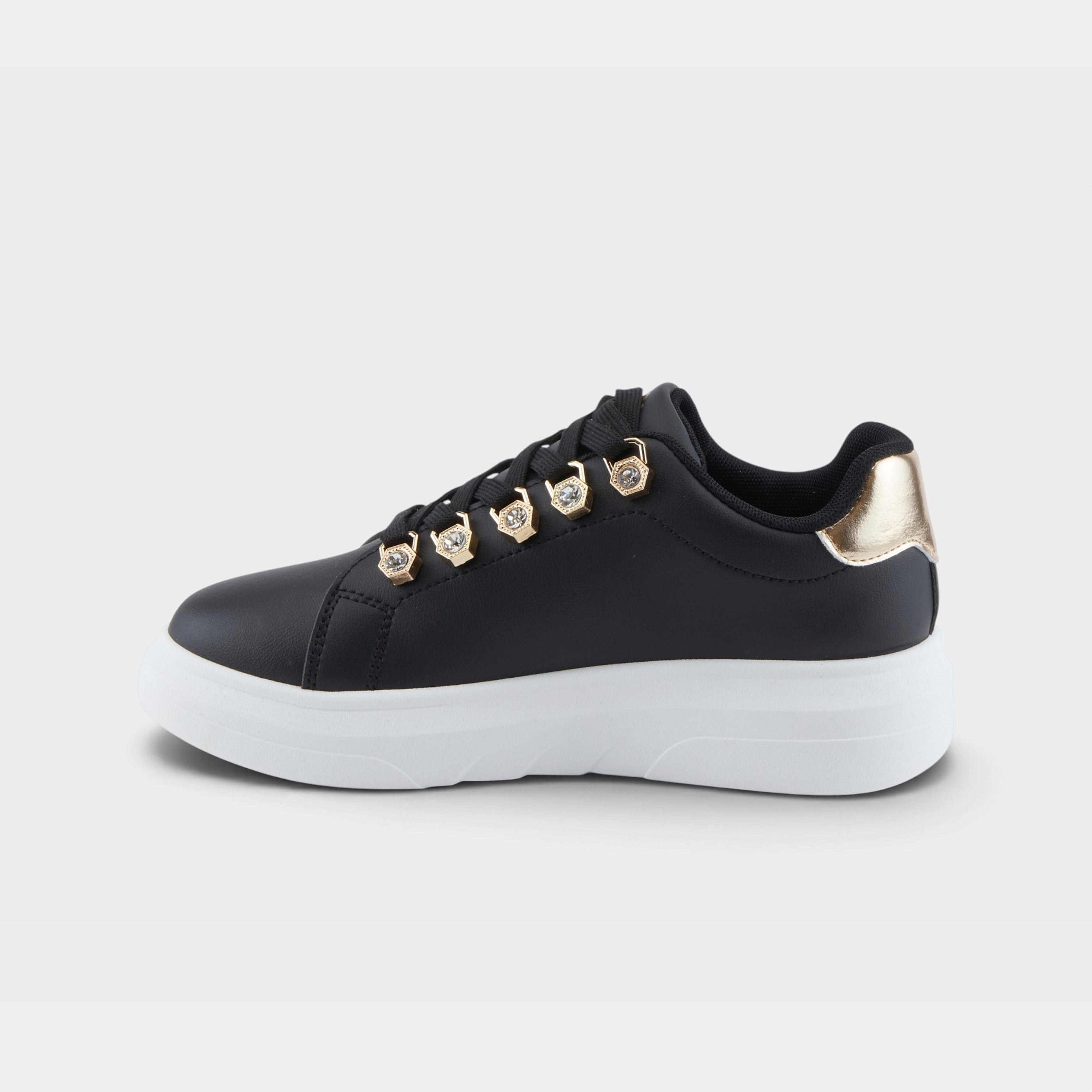 Patrizia Leontine Black Sneaker