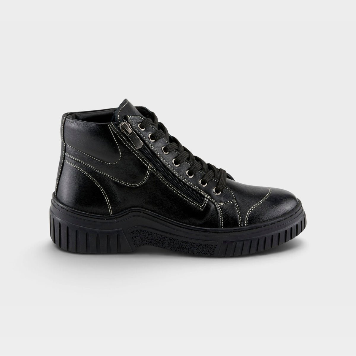 Spring Step Loeva Black Boot