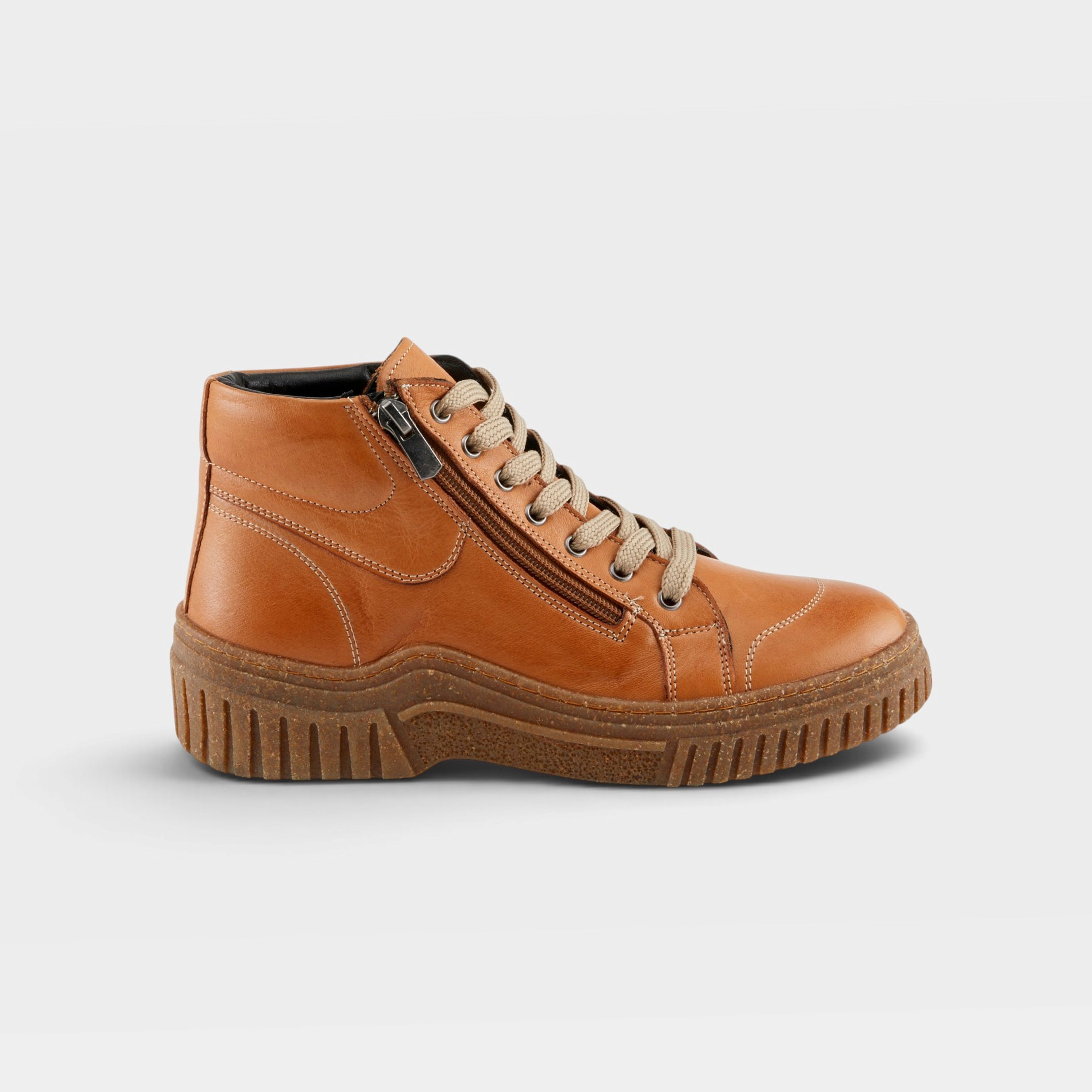 Spring Step Loeva Camel Boot