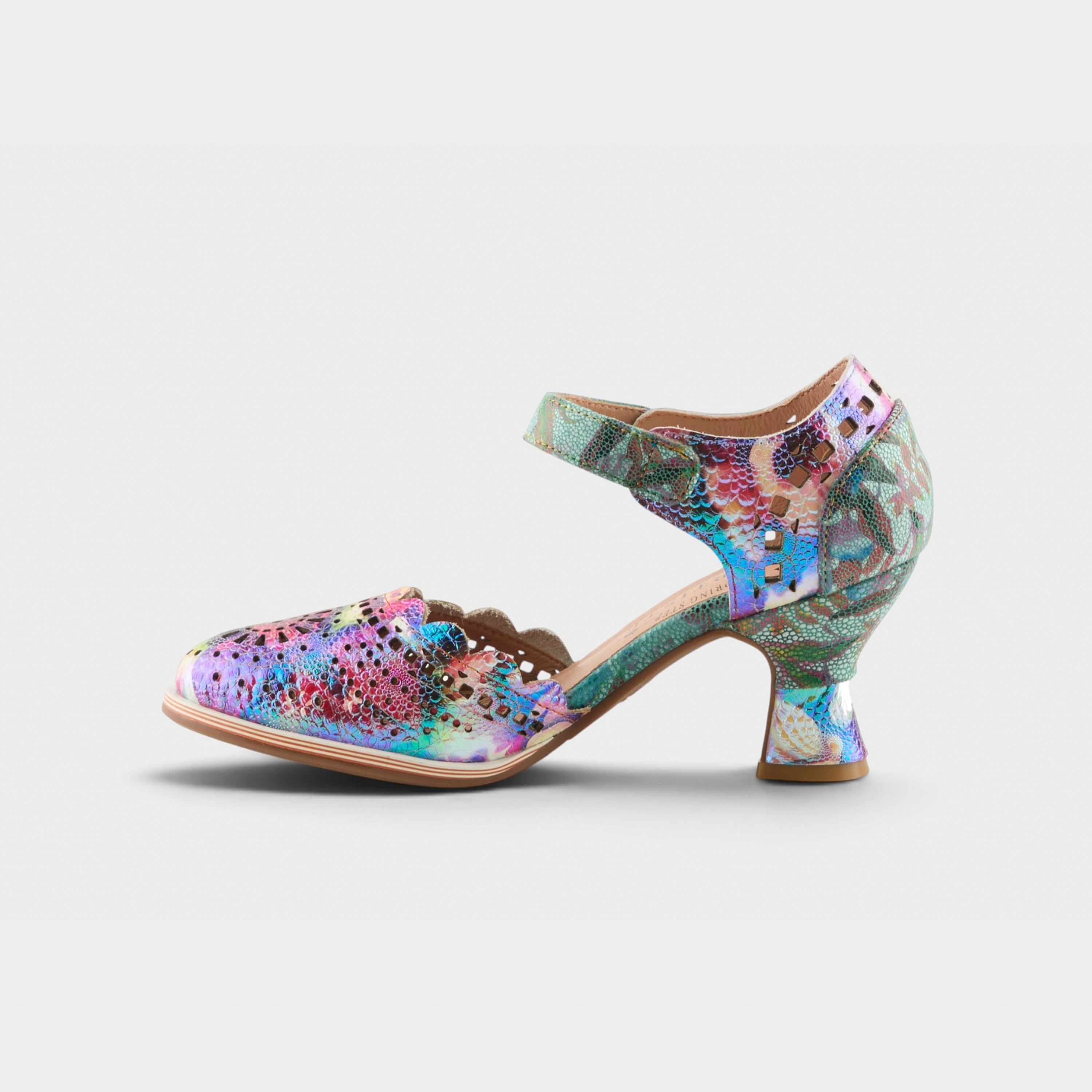 L'Artiste Luxe shoes in Rainbow, side view