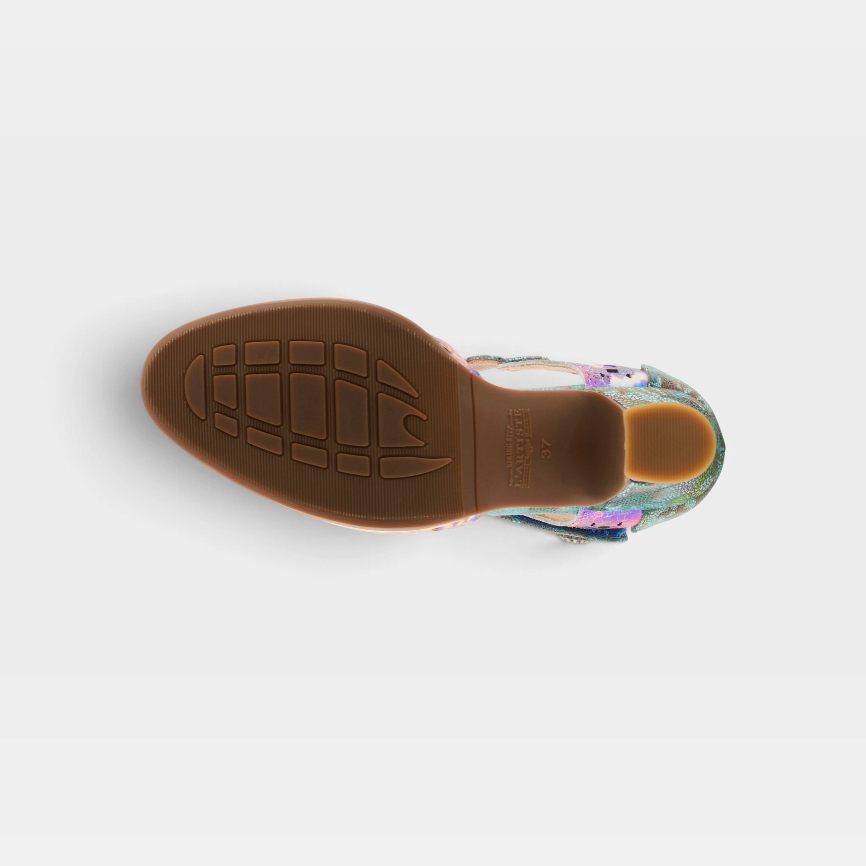 L'Artiste Luxe shoes in Rainbow, outsole view