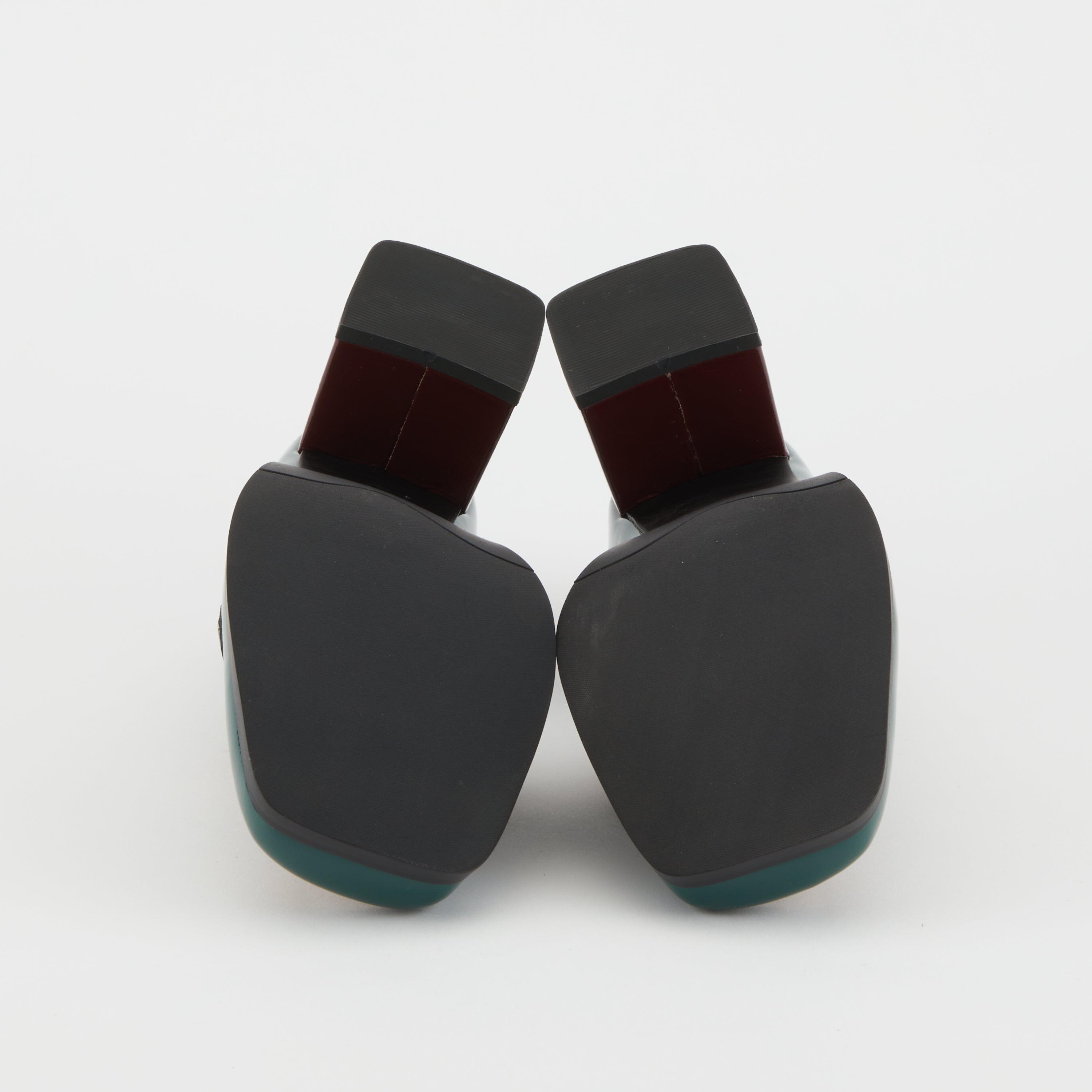 Azura Luzish Pump Shoes: Elevate Your Style – Spring Step Shoes