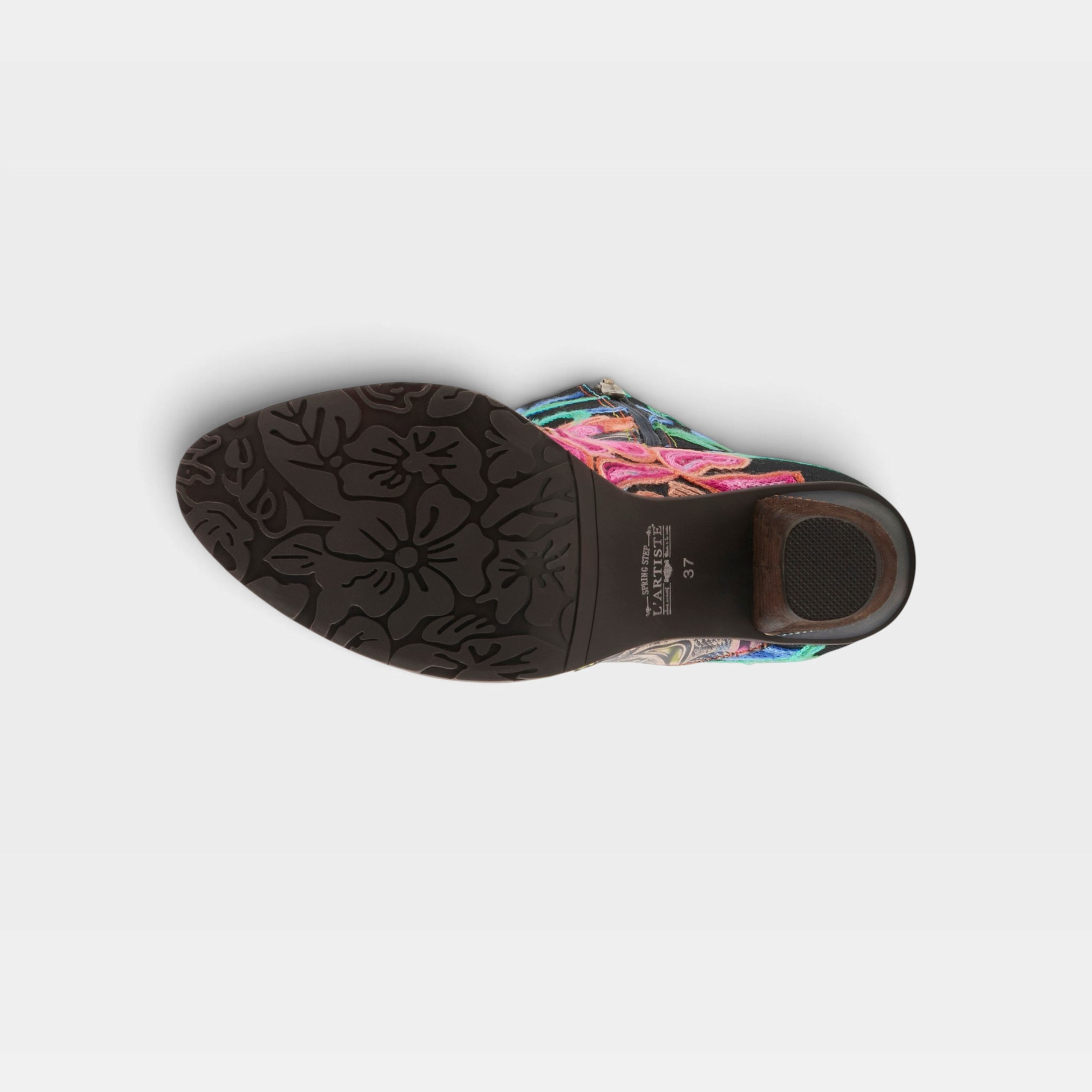 L'Artiste Malagie-Rose boots in Navy Multi, outsole view