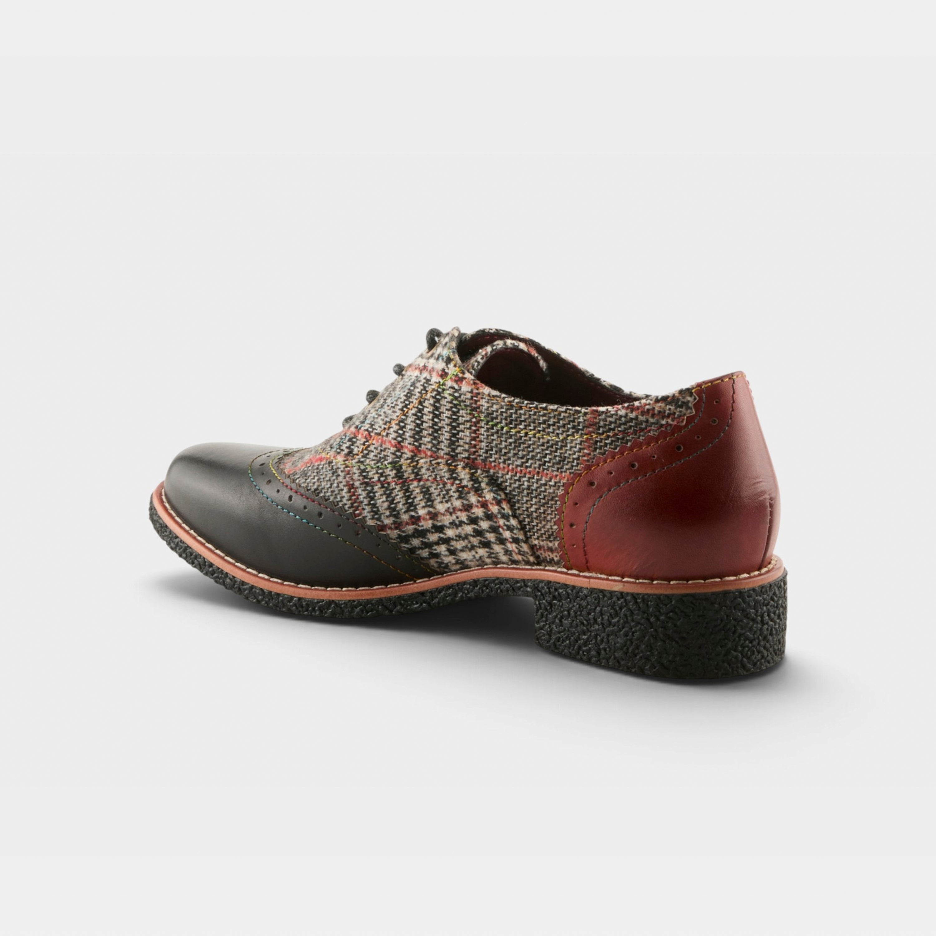 L'Artiste Muggiasti shoes in Black Multi, alternate angle view