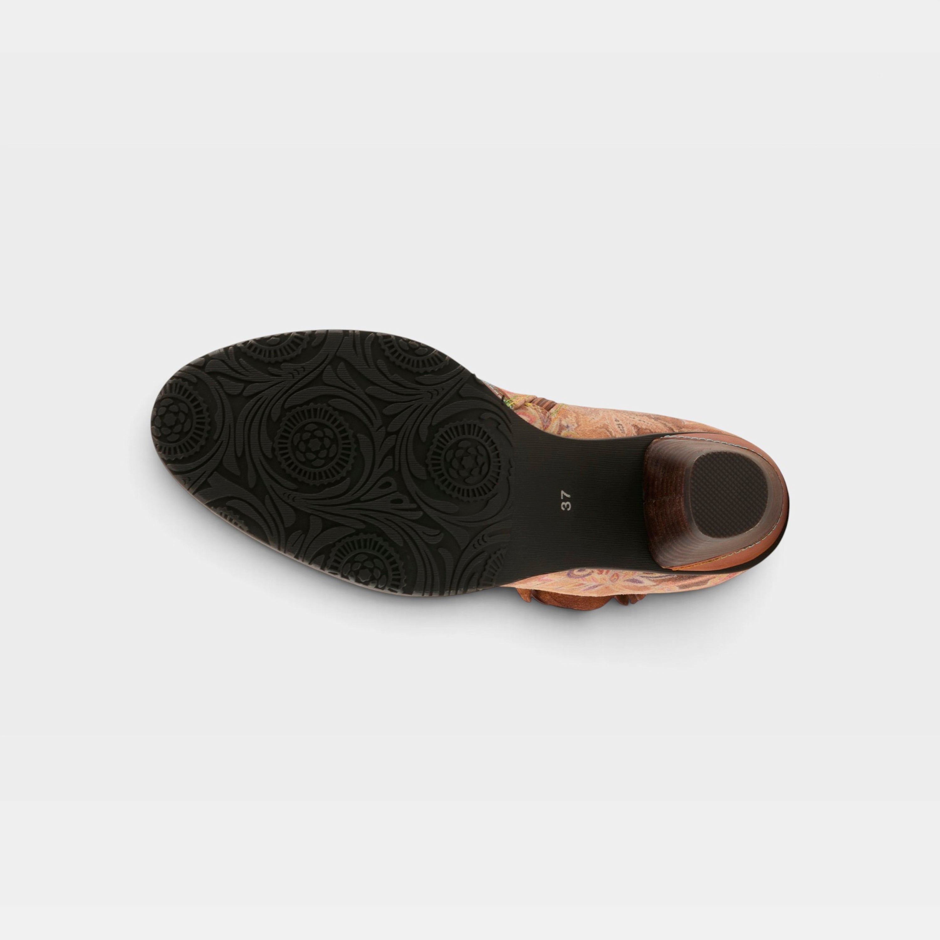 L'Artiste Naima boots in Camel Multi, outsole view