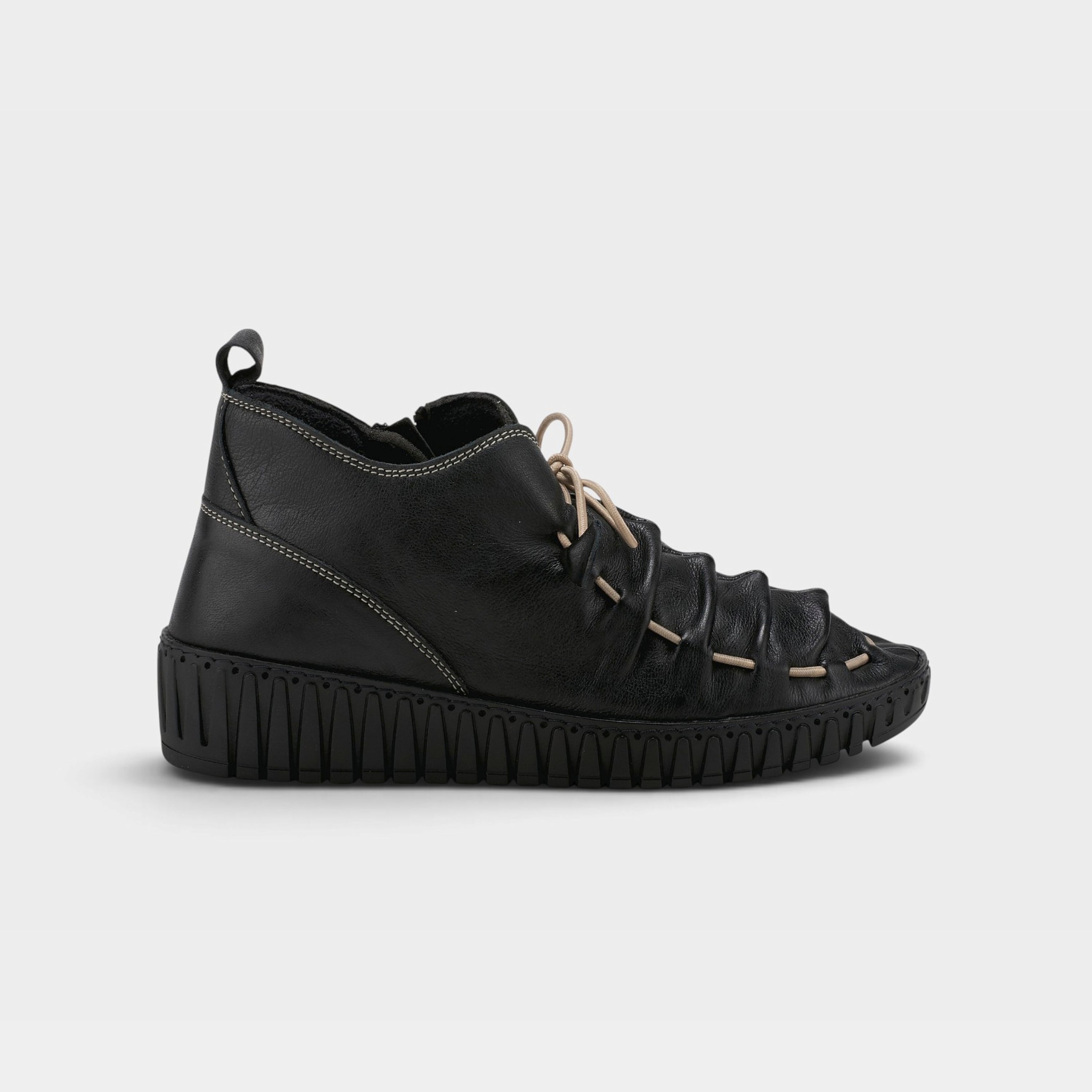 Spring Step Nespea Black Boot