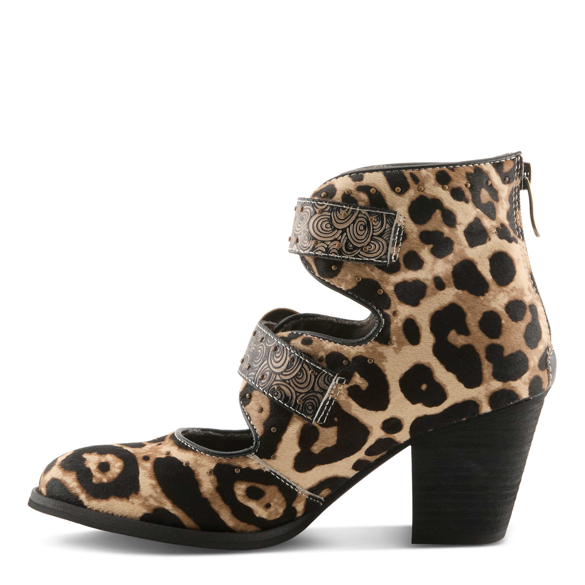 L'Artiste Notched-Leo Boots – Spring Step Shoes