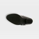 L'Artiste Notched-Nature boots in Black, outsole view
