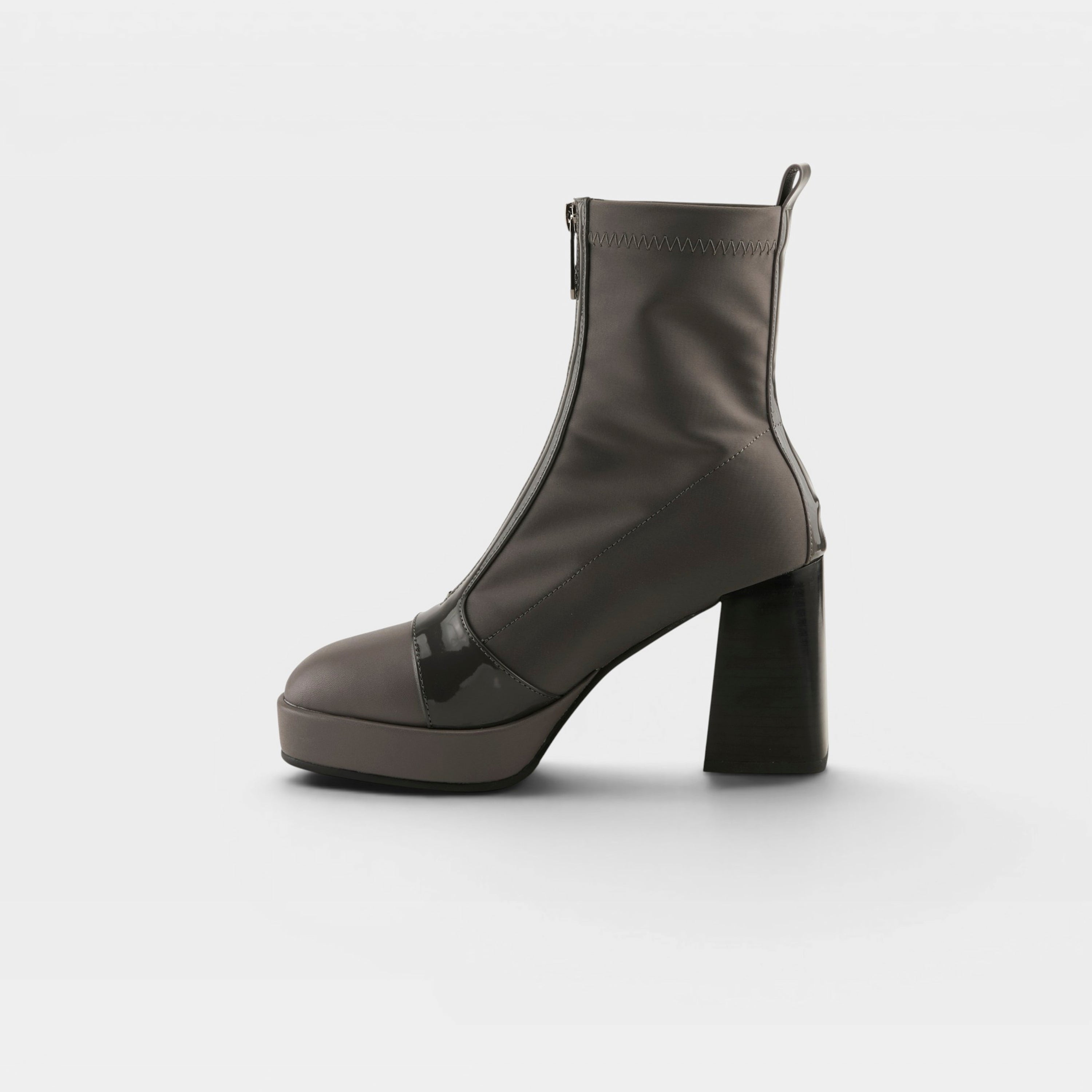 Azura Noticeme Grey Boot