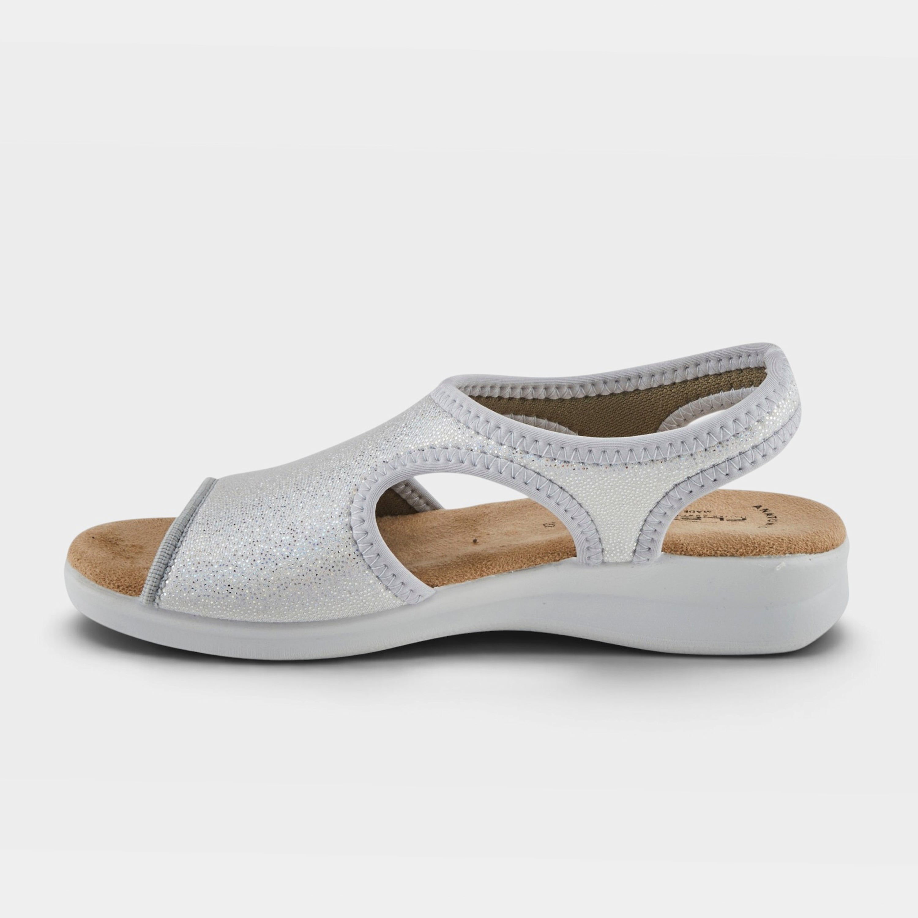 Flexus Nyaman-Pindott Silver/White Sandal