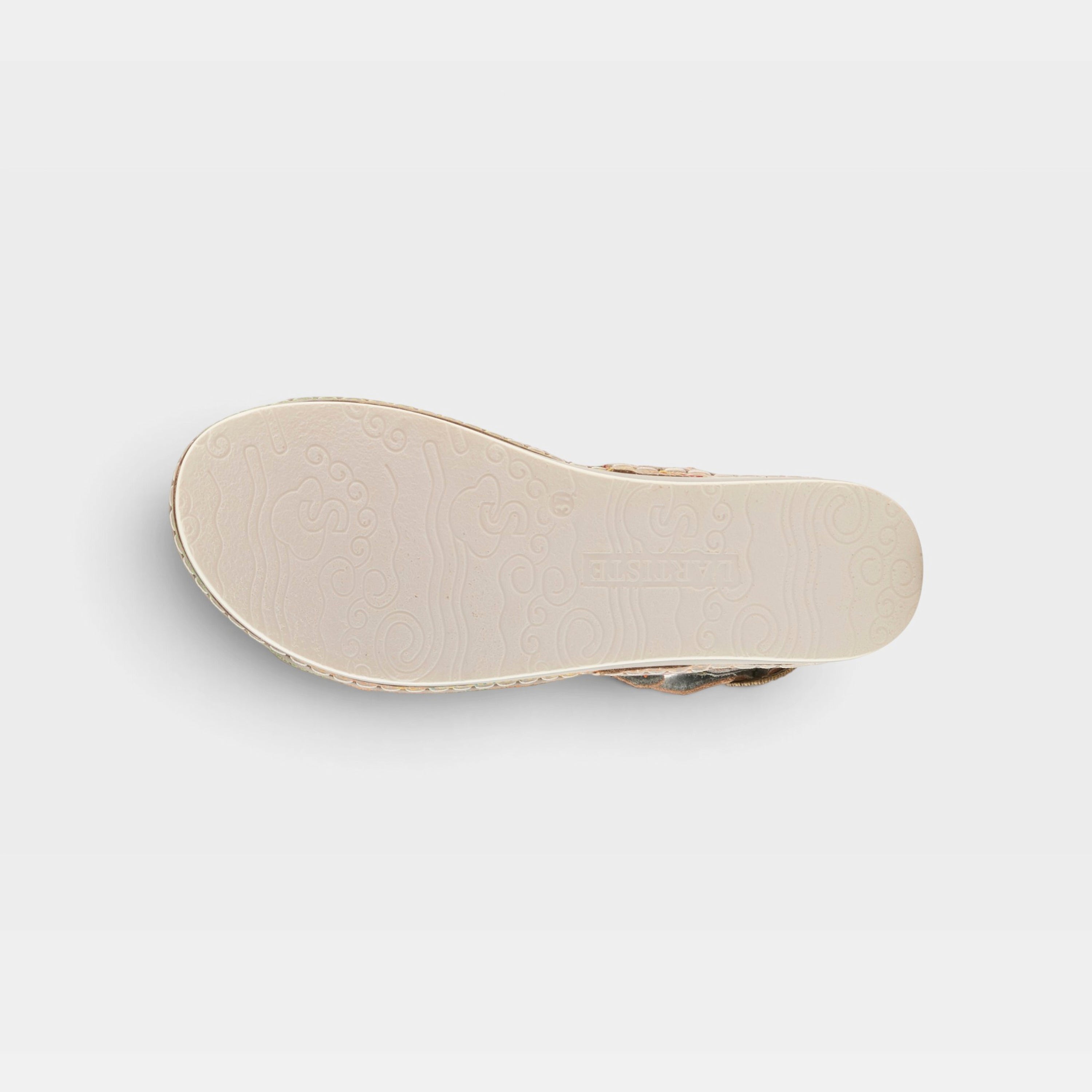 L'Artiste Offtrak sandals in Grey Multi, outsole view
