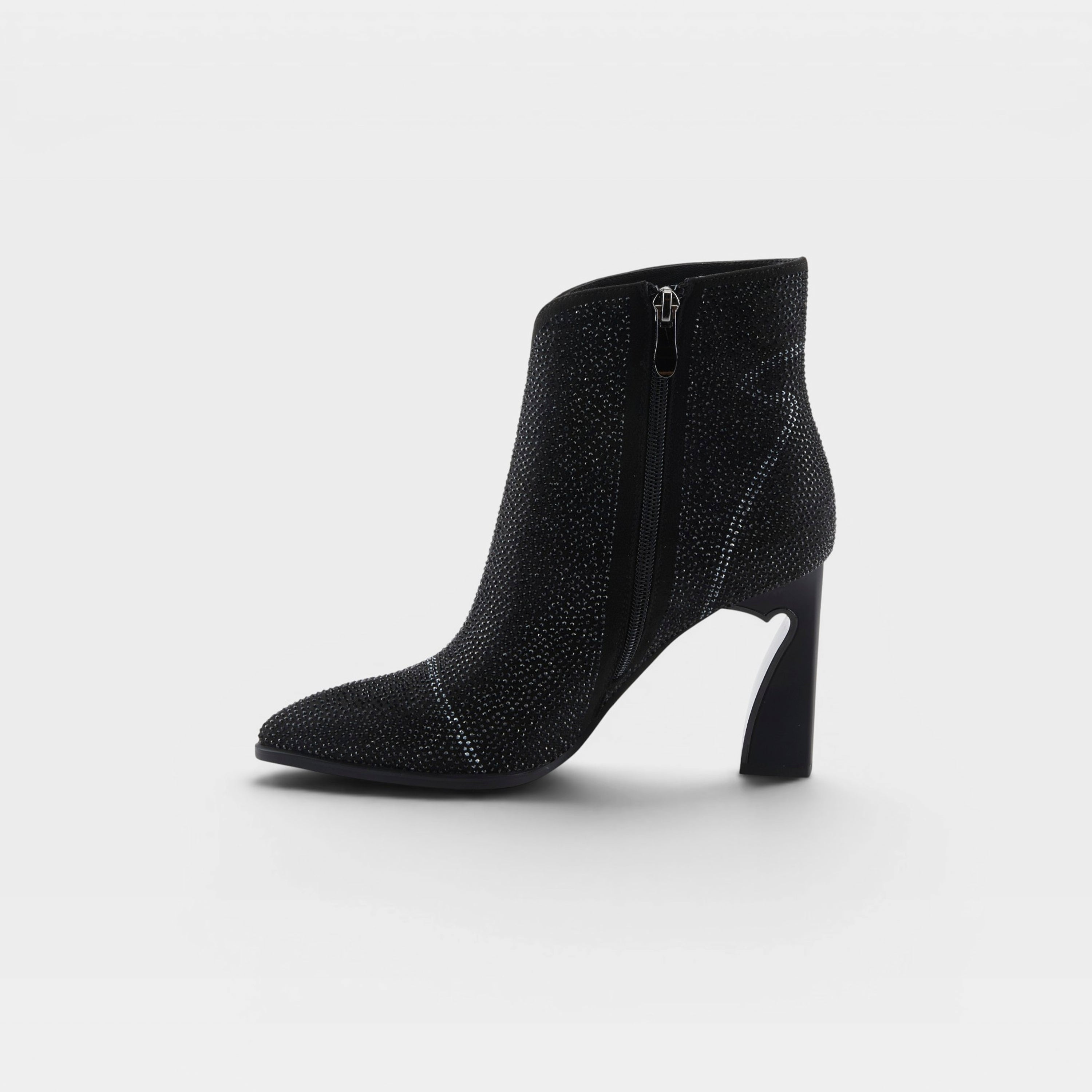 Azura Ohlala Black Boot
