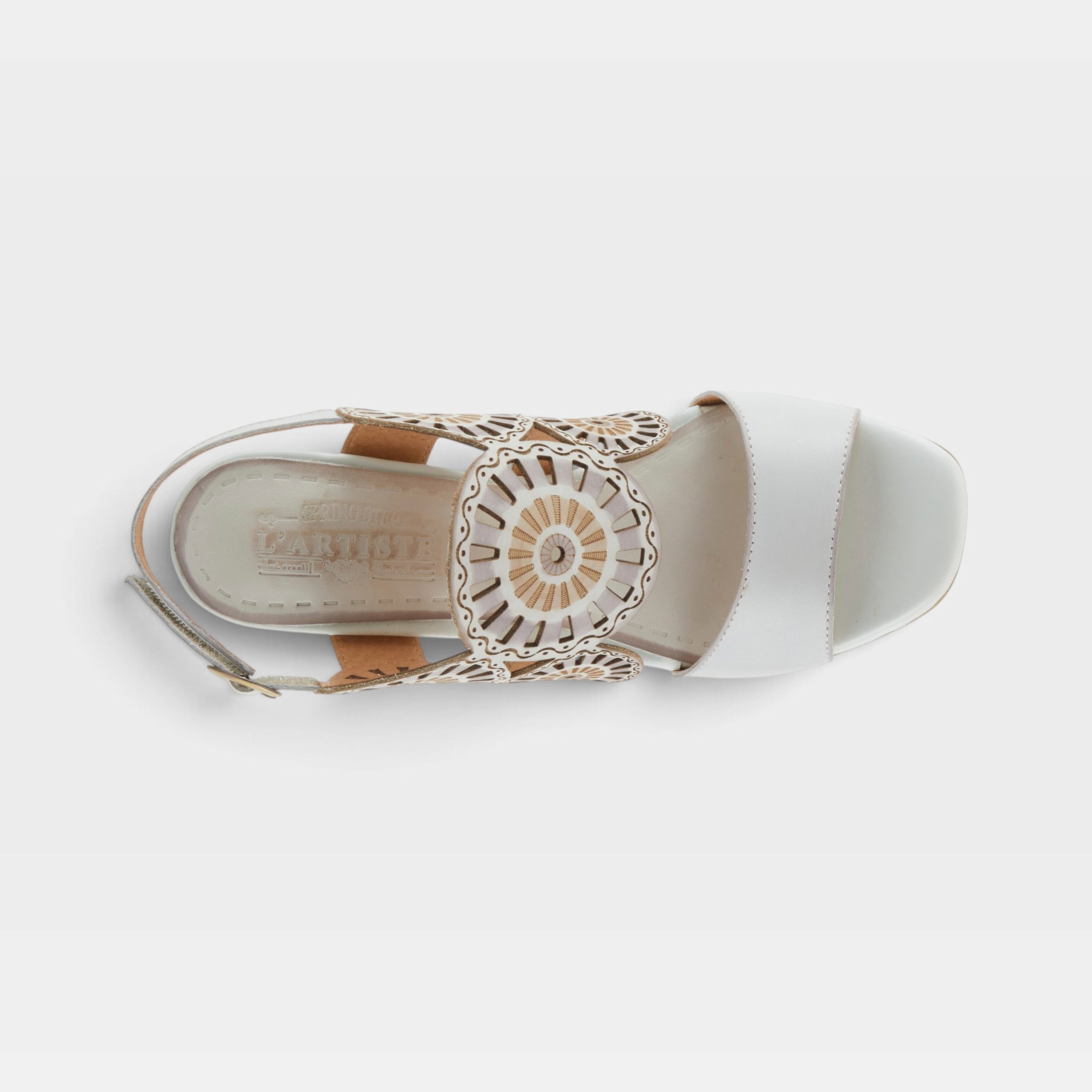 L'Artiste Pinwheel sandals in Off White, top view