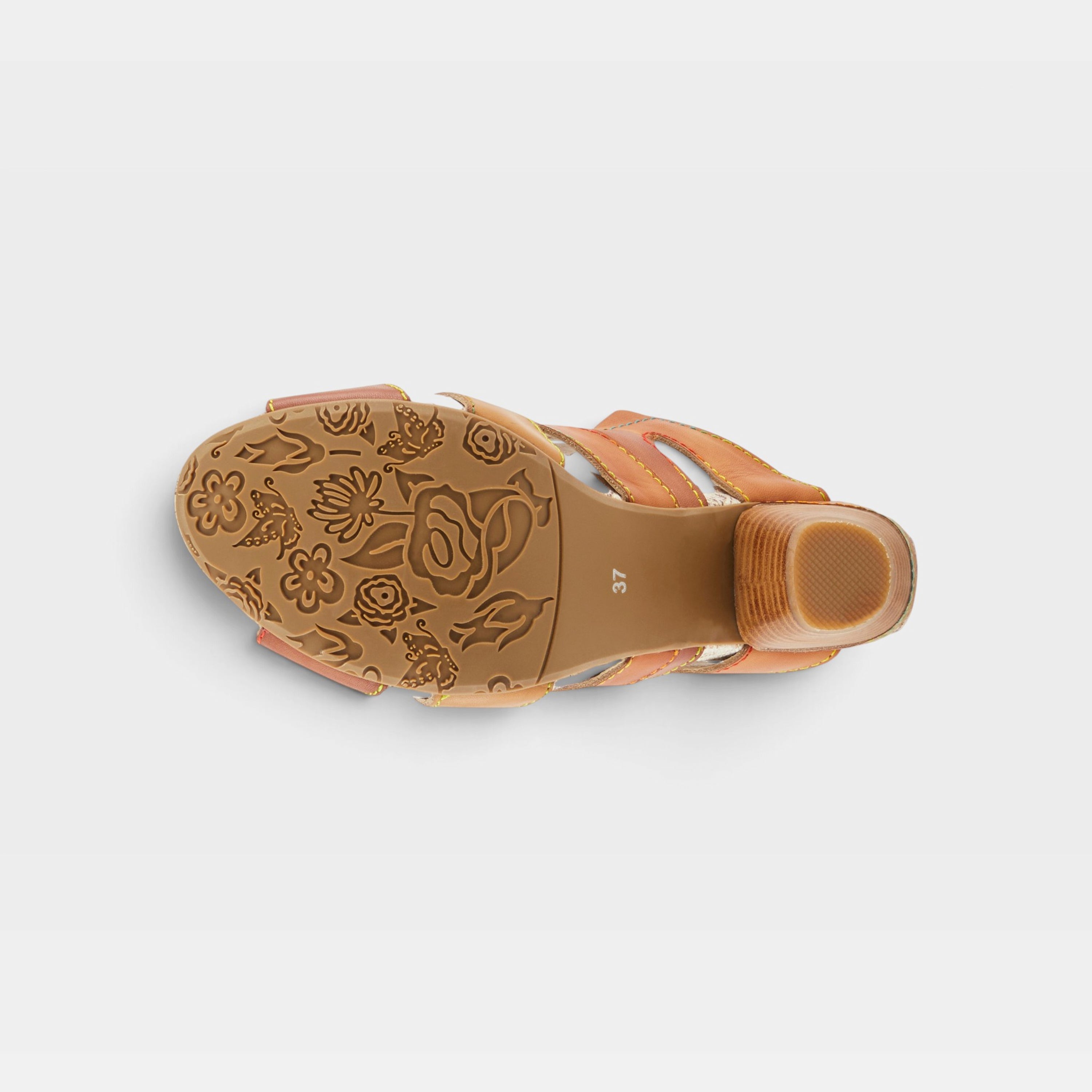 L'Artiste Pita sandals in Tan Multi, outsole view