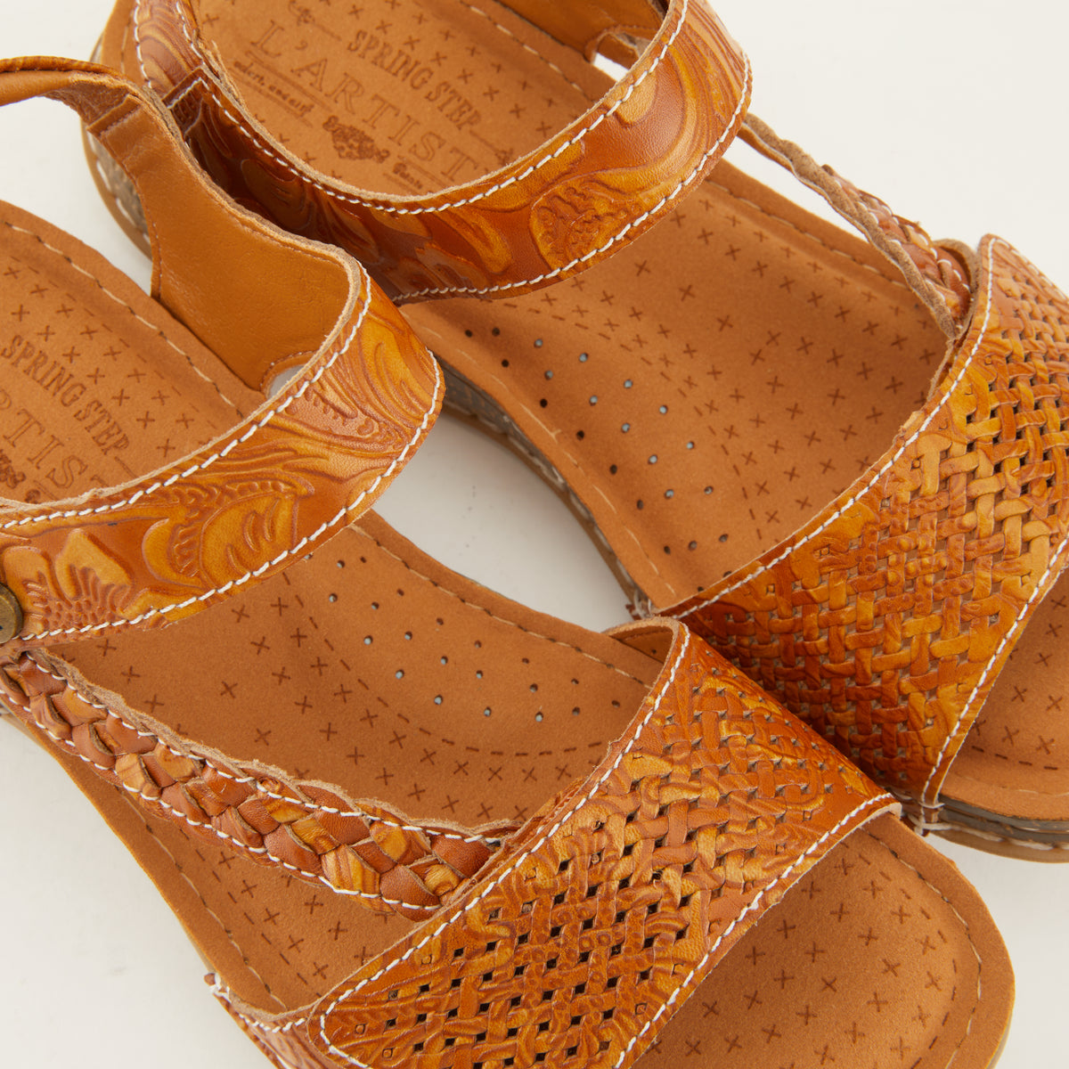 L'artiste popular floral pattern sandal Spring Step Shoes