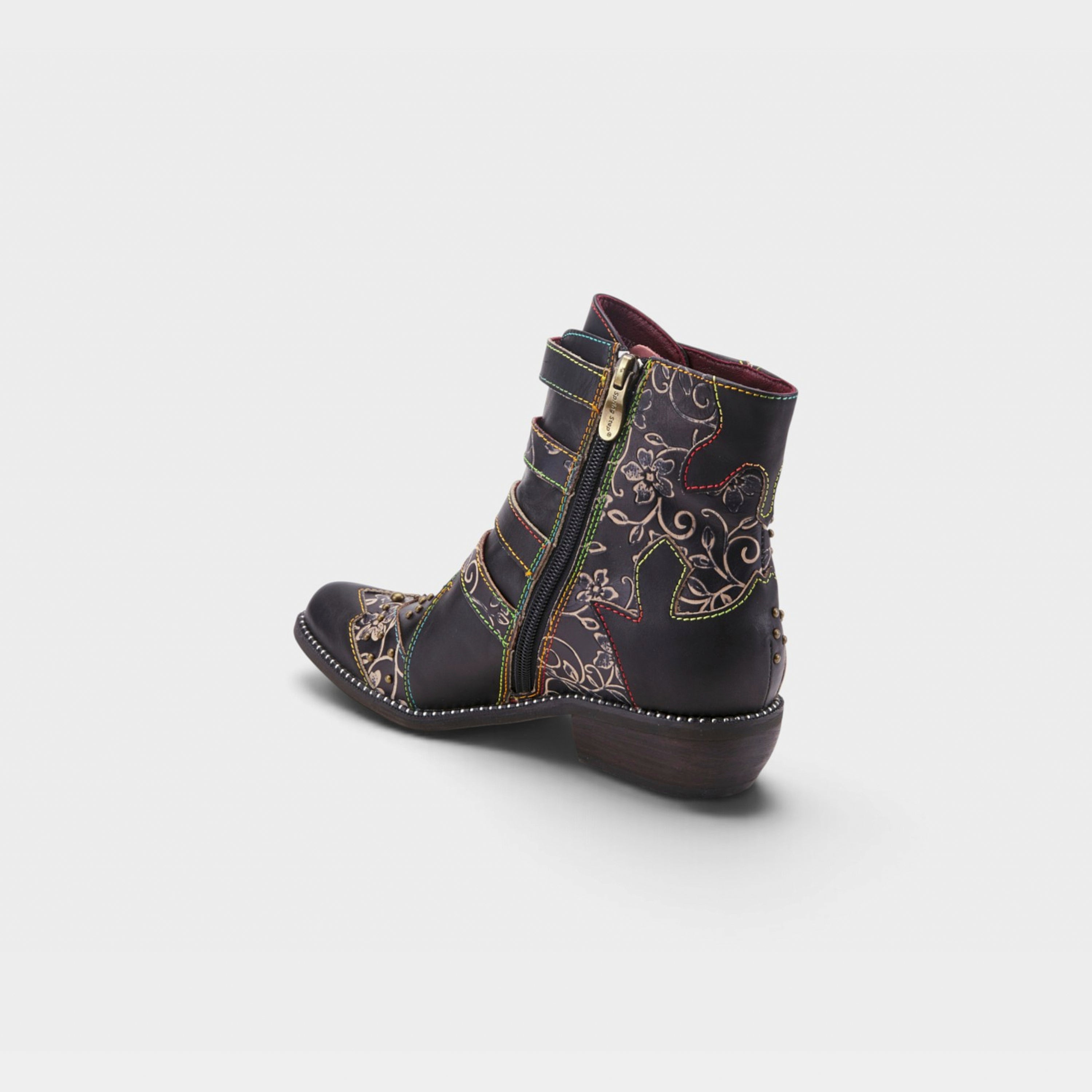 L'Artiste Rodeha boots in Black, alternate angle view
