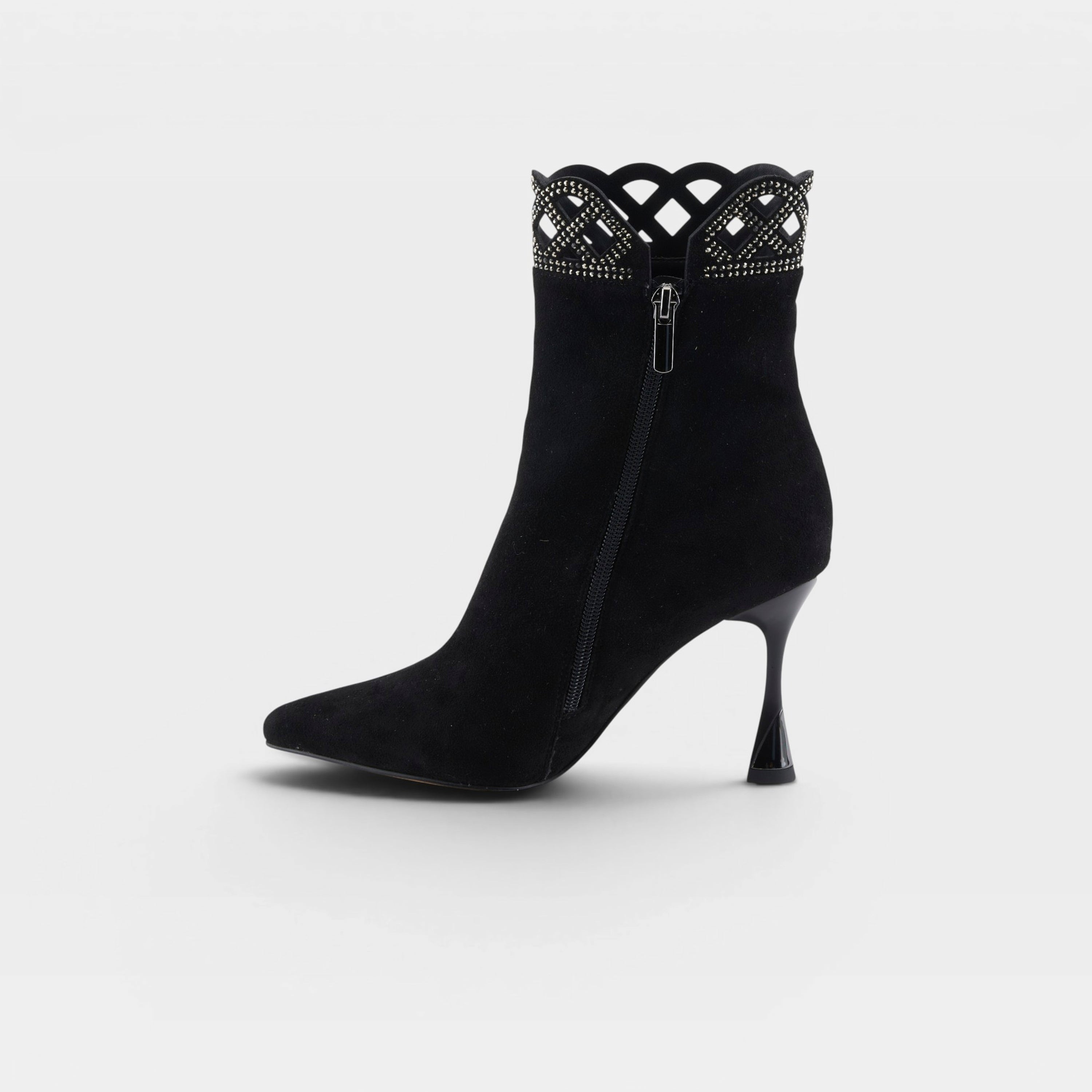 Azura Royalreign Black Boot