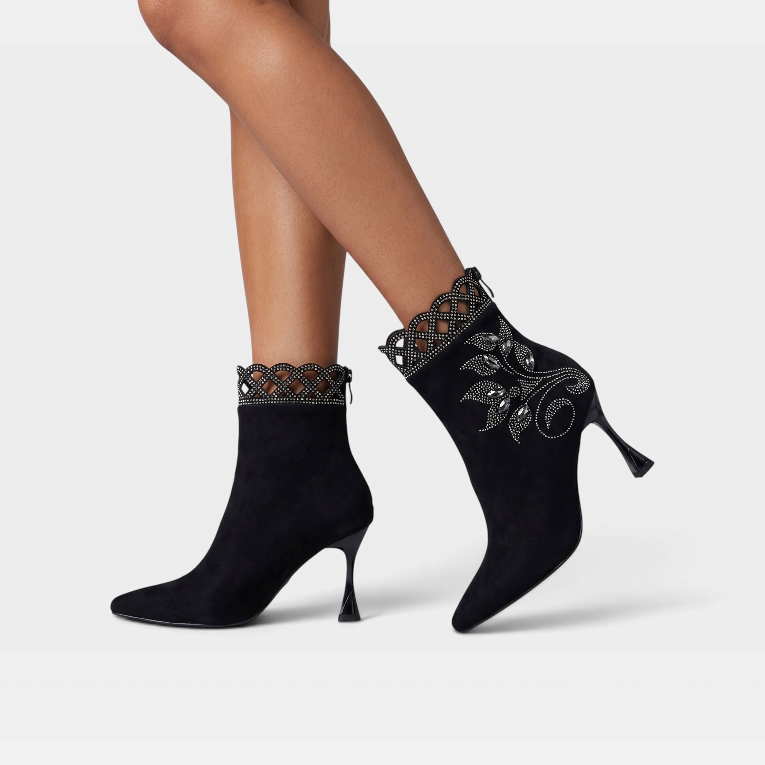 Azura Royalreign Black Boot