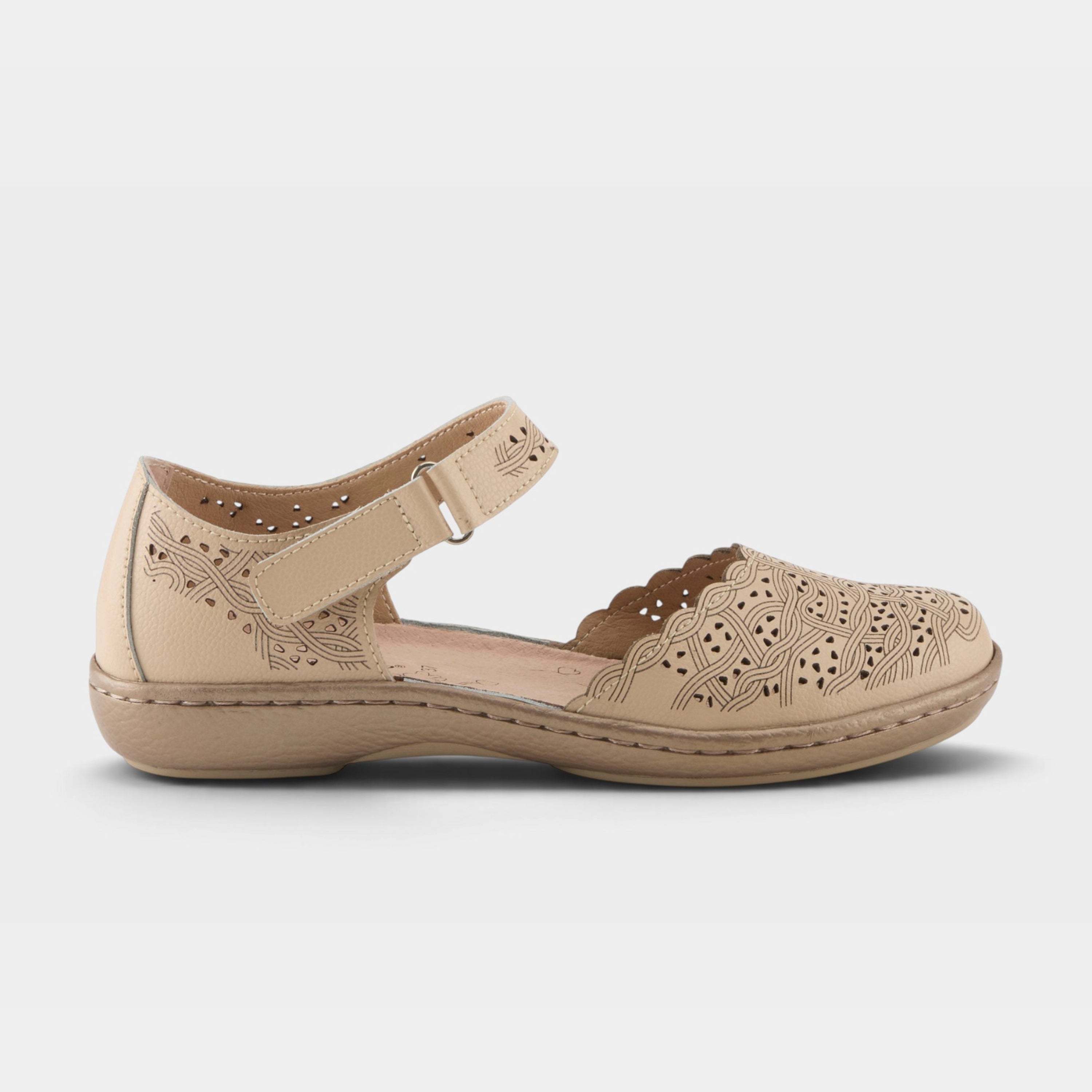Spring Step Sabriye Beige Shoe