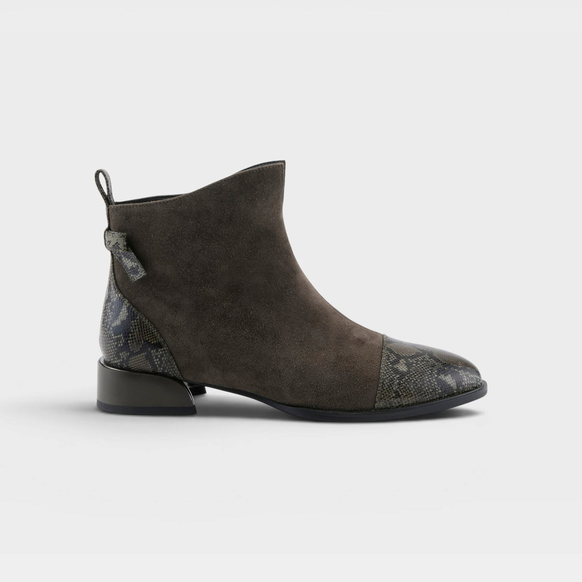 Azura – Salacia – Grey Suede – Sandal