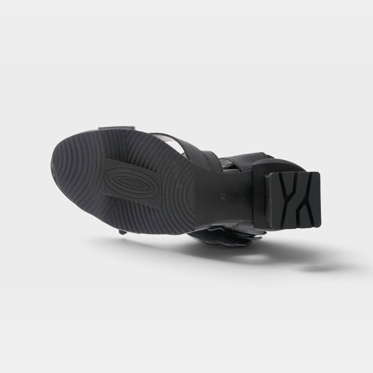 L'Artiste Shelly ankle strap sandals in Black, outsole view